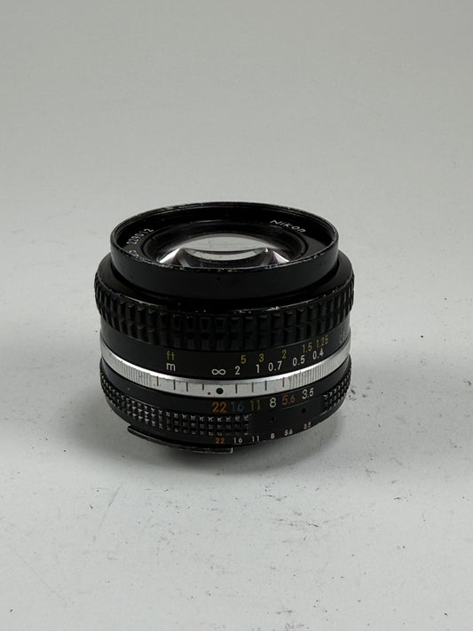 Nikon Ai-S AiS NIKKOR 20mm f3.5 MF Ultra Wide Angle Prime Lens