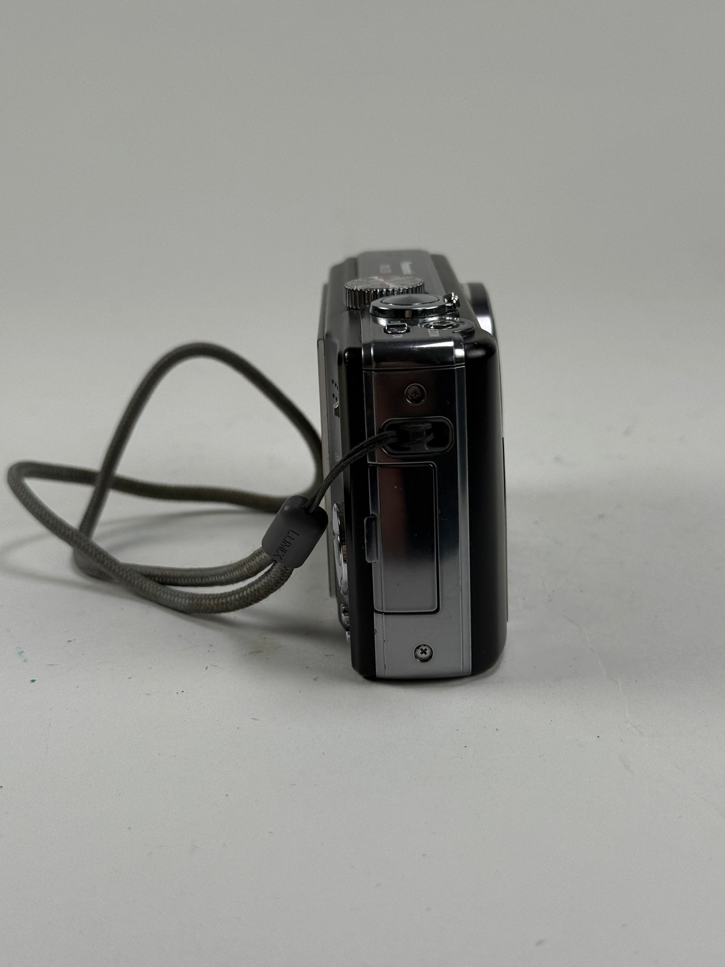 Panasonic Lumix DMC-ZS8 Digital Camera 14.1 MP 16X Zoom Black