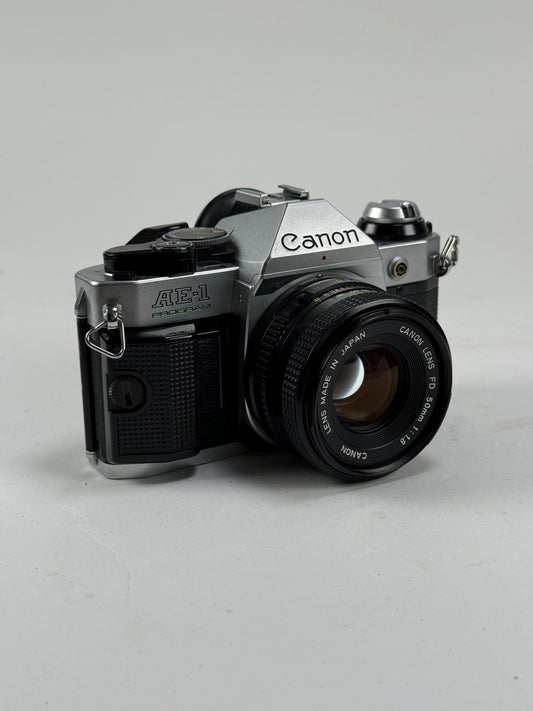 CANON AE-1 PROGRAM chrome SLR 35mm Film Camera with 50mm f1.8 FD KIT