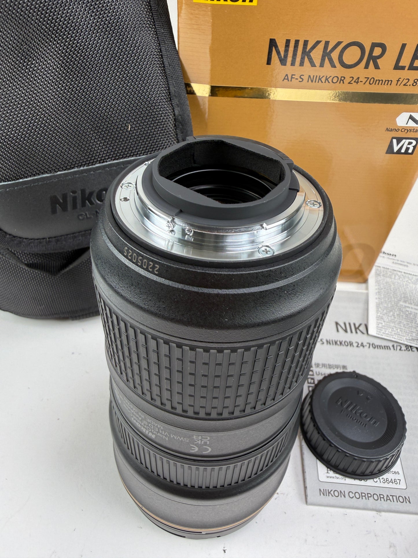 NIKON AF-S NIKKOR 24-70mm f2.8E ED VR Zoom Lens
