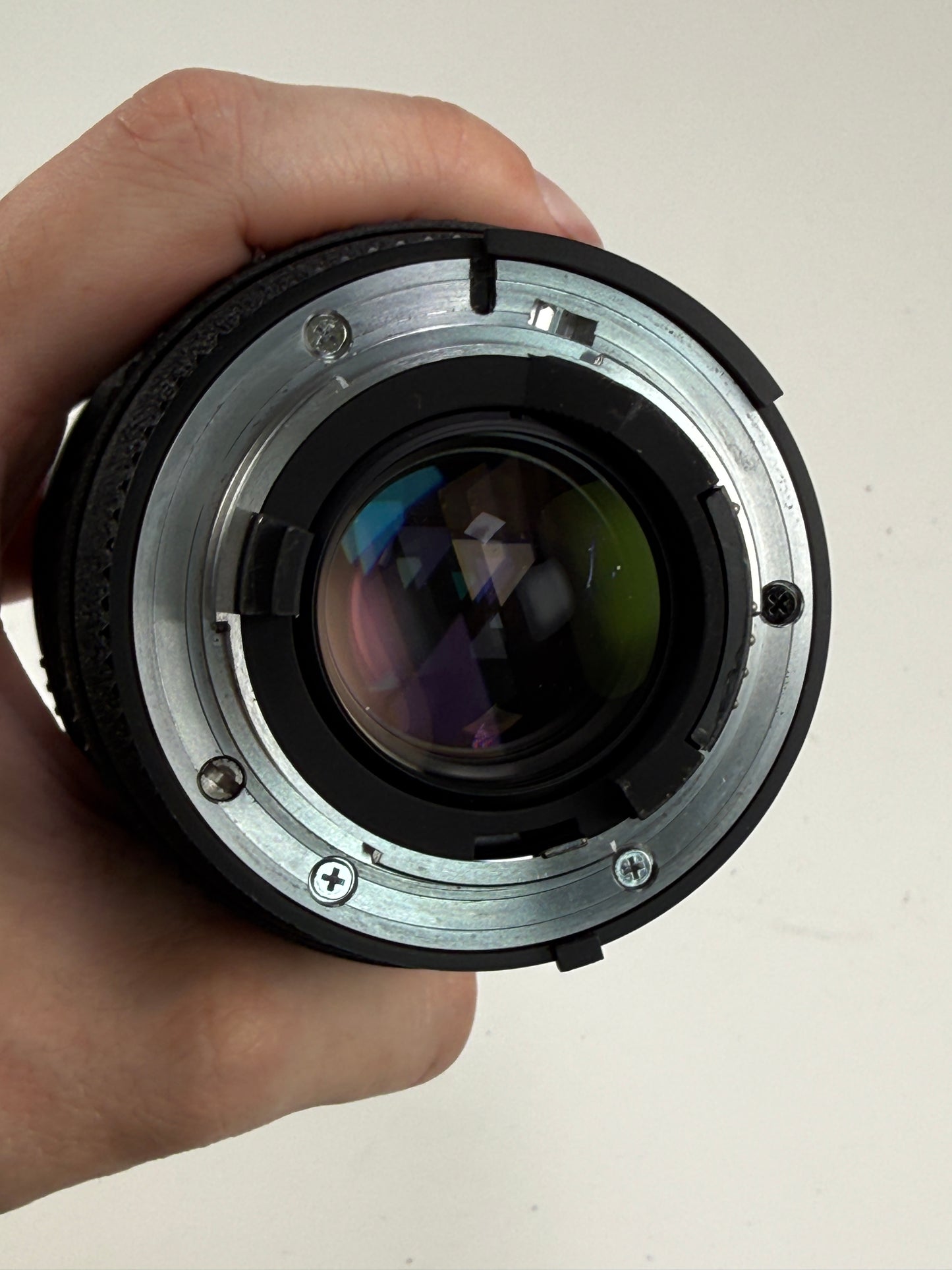 Nikon AF NIKKOR 20-35mm f2.8 D Wide Angle Zoom Lens