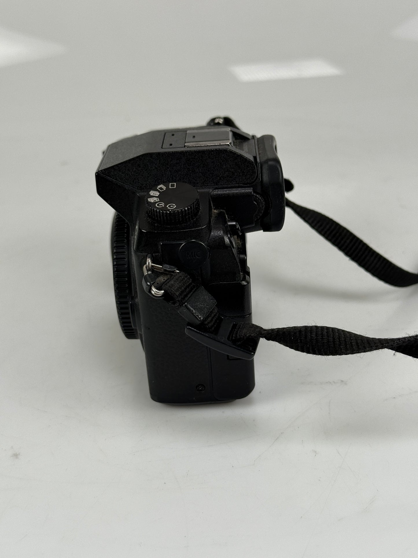 Panasonic Lumix DMC-G7 16MP Mirrorless MFT Digital Camera Body