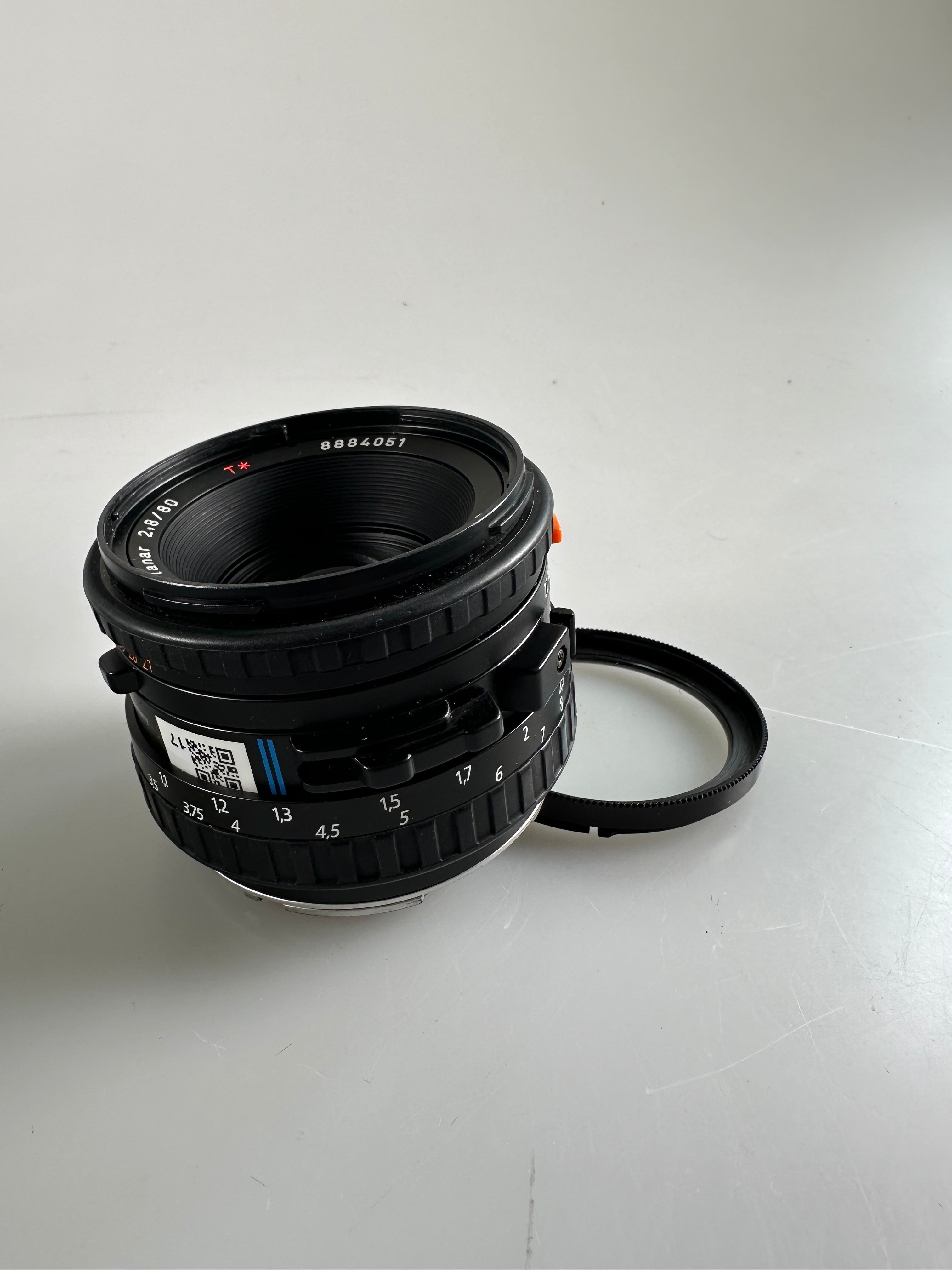 Hasselblad Carl Zeiss Planar T* 80mm F2.8 CFE camera Lens