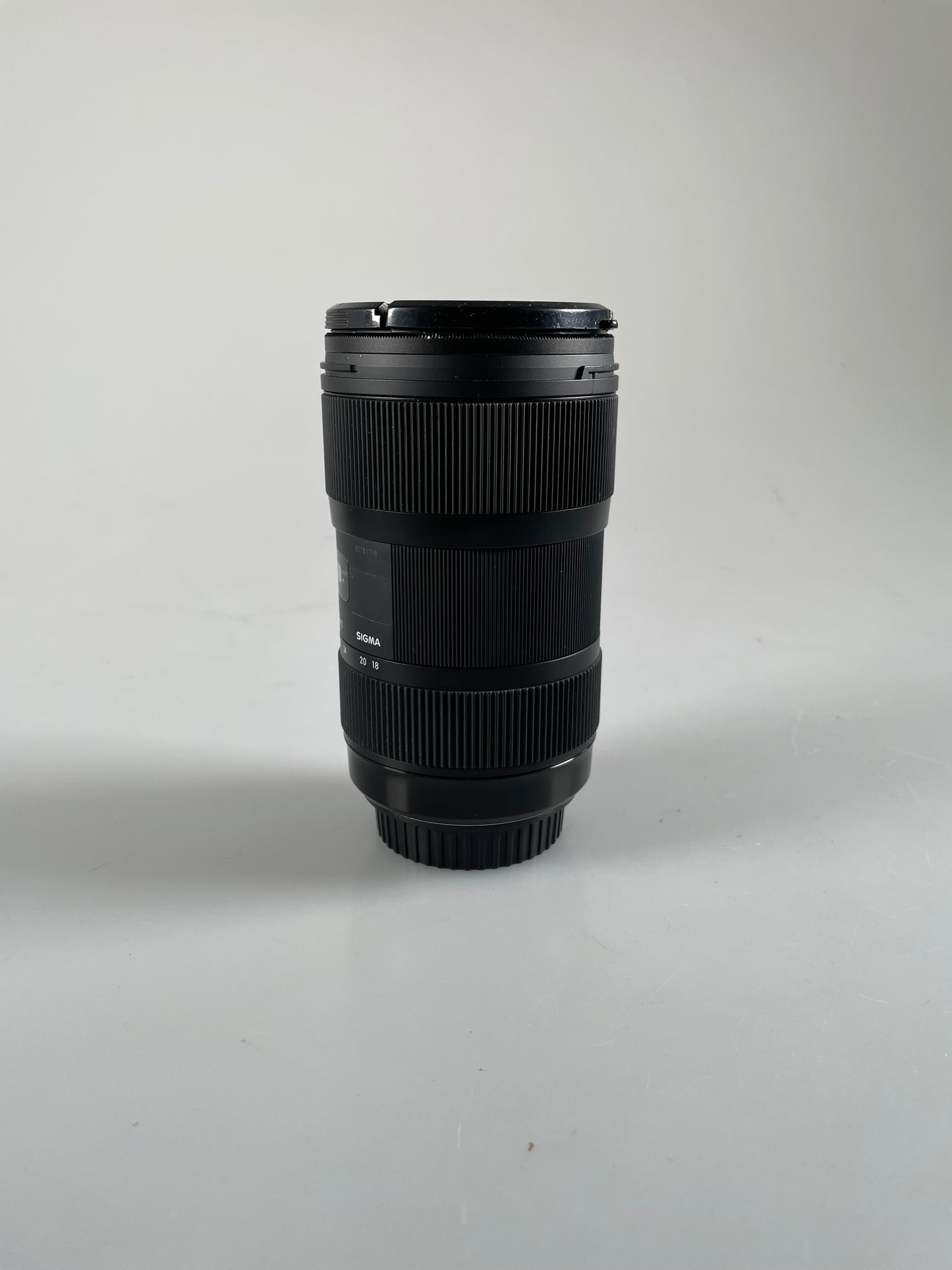 Sigma AF 18-35mm f1.8 DC HSM Art Lens Canon EF