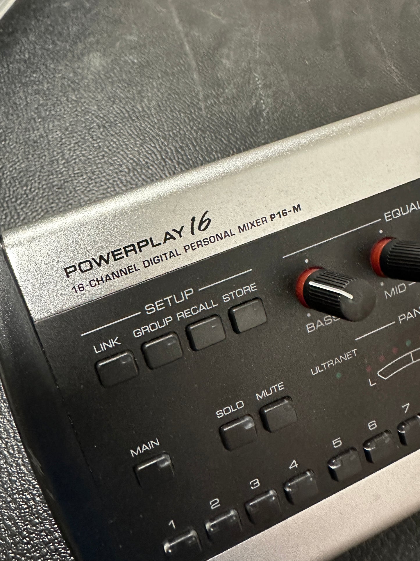 Behringer P16M PowerPlay Digital Mixer Midas M32 X32