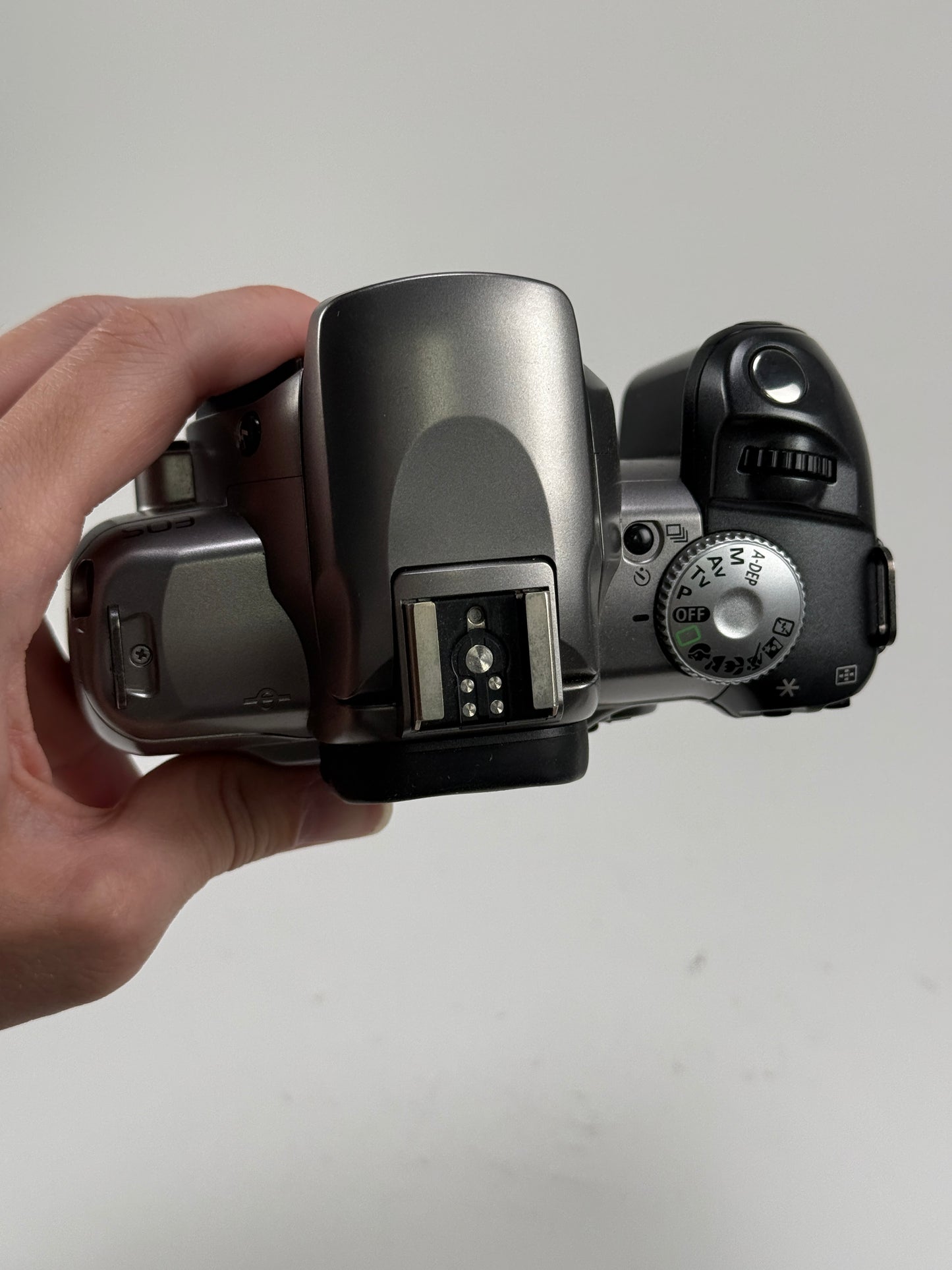 Canon EOS Rebel T2 35mm SLR Film Camera body