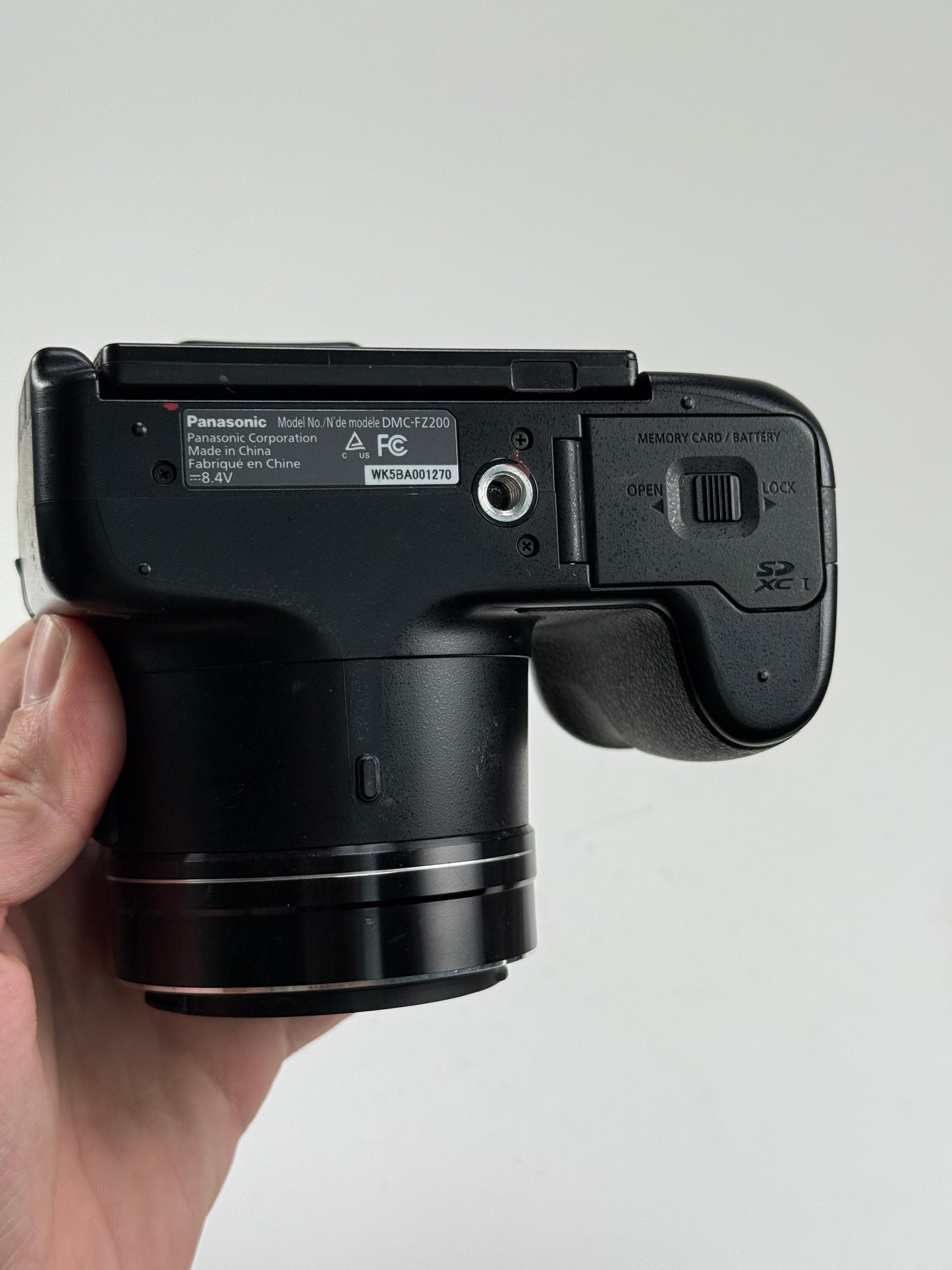 Panasonic Lumix DMC-FZ200 24x Zoom Digital Camera Kit Tested & Works