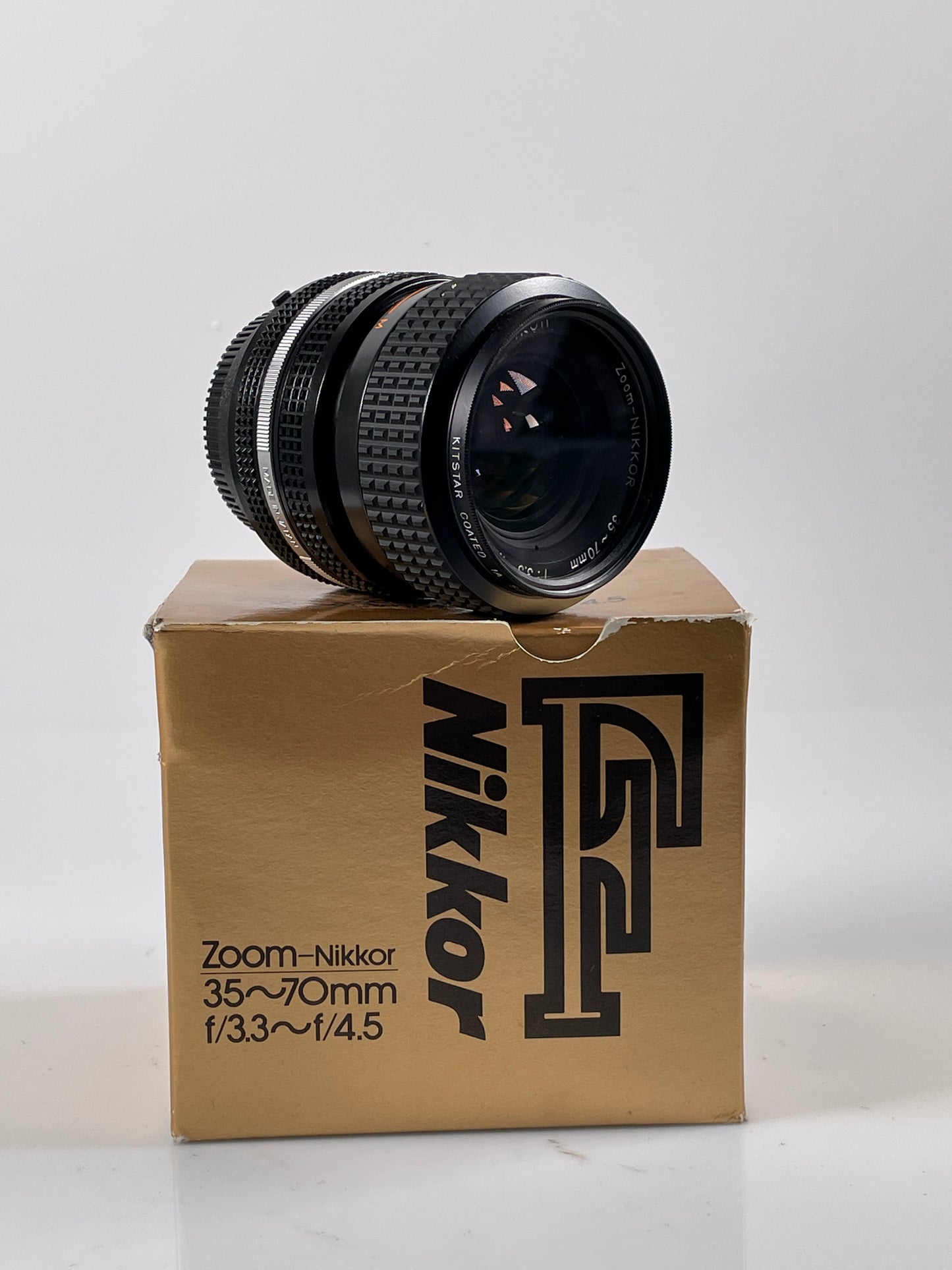 Nikon Nikkor 35-70mm f3.3-4.5 AIS Zoom Lens