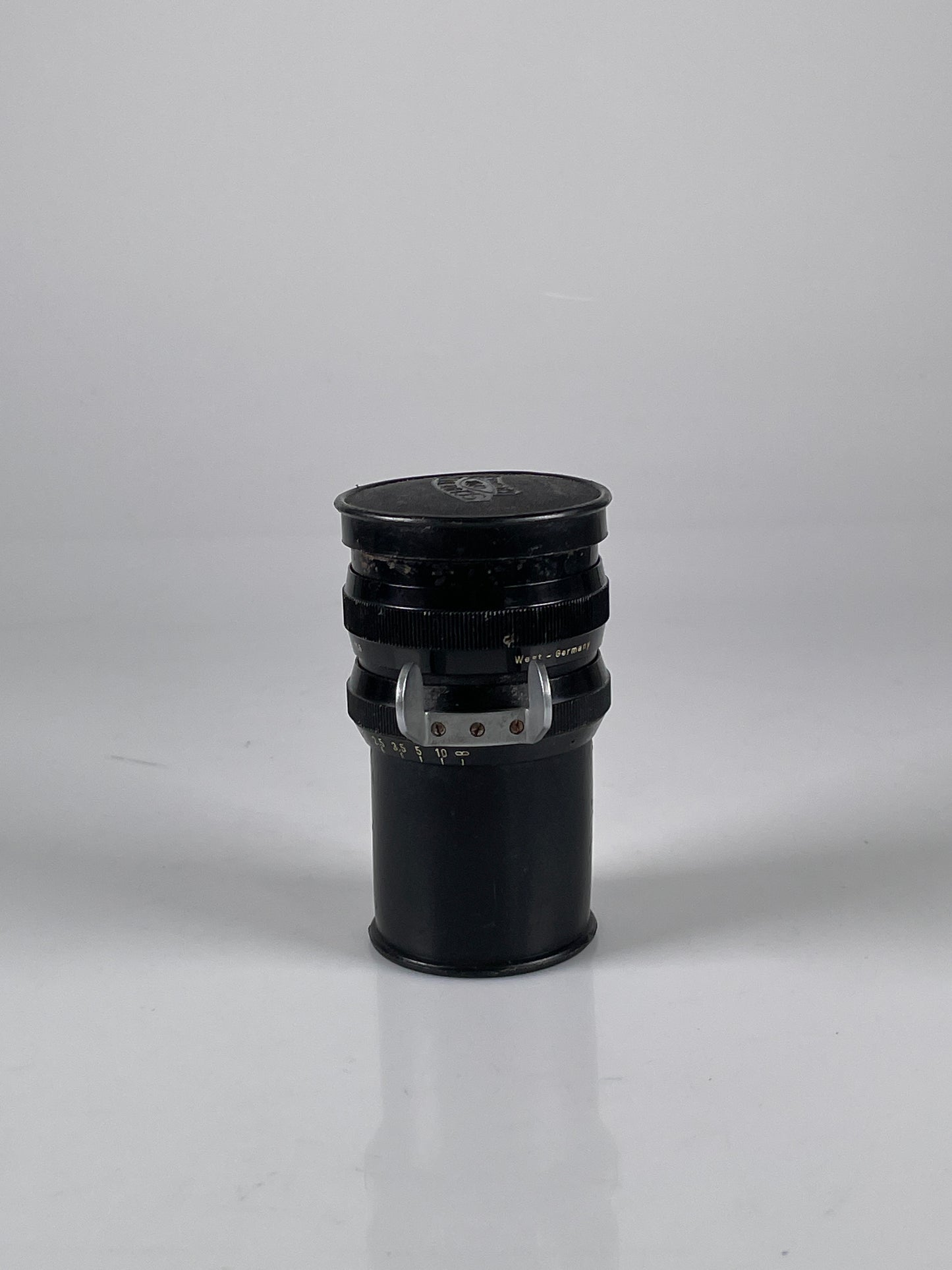 Schneider Kreuznach 11.5mm  F1.9  Cinegon Lens For Arriflex  Arri 16mm Camera