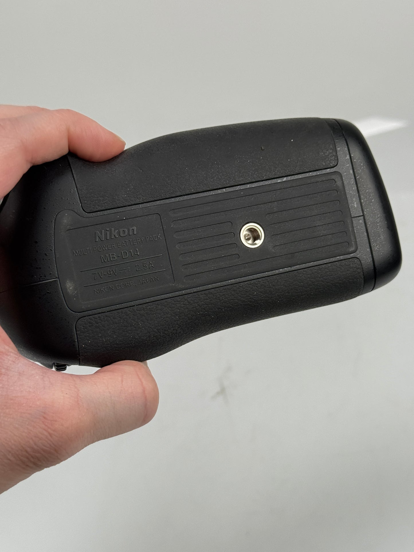 Nikon MB-D14 Multi Battery Power Pack for D600, D610