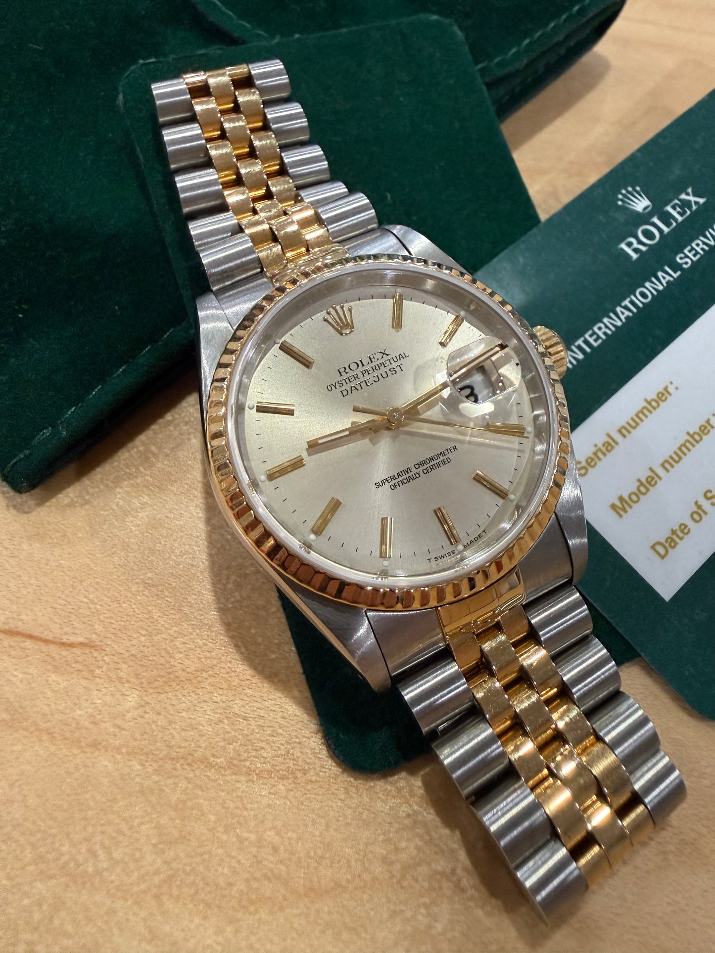 ROLEX Men’s Datejust 16233 18K Gold Steel Two Tone  Silver Dial Jubilee Watch