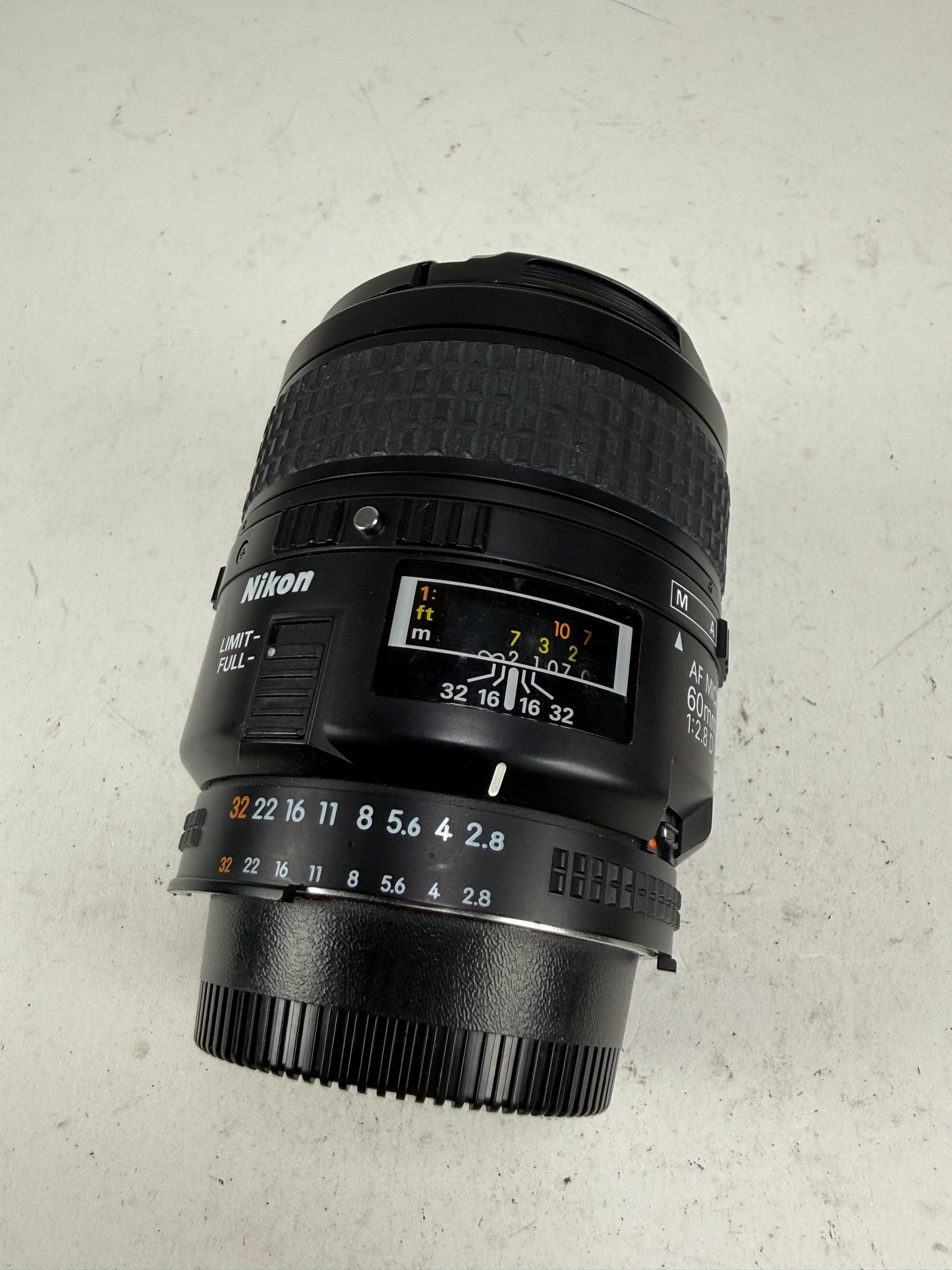 Nikon Nikkor AF 60mm f2.8 D micro macro lens