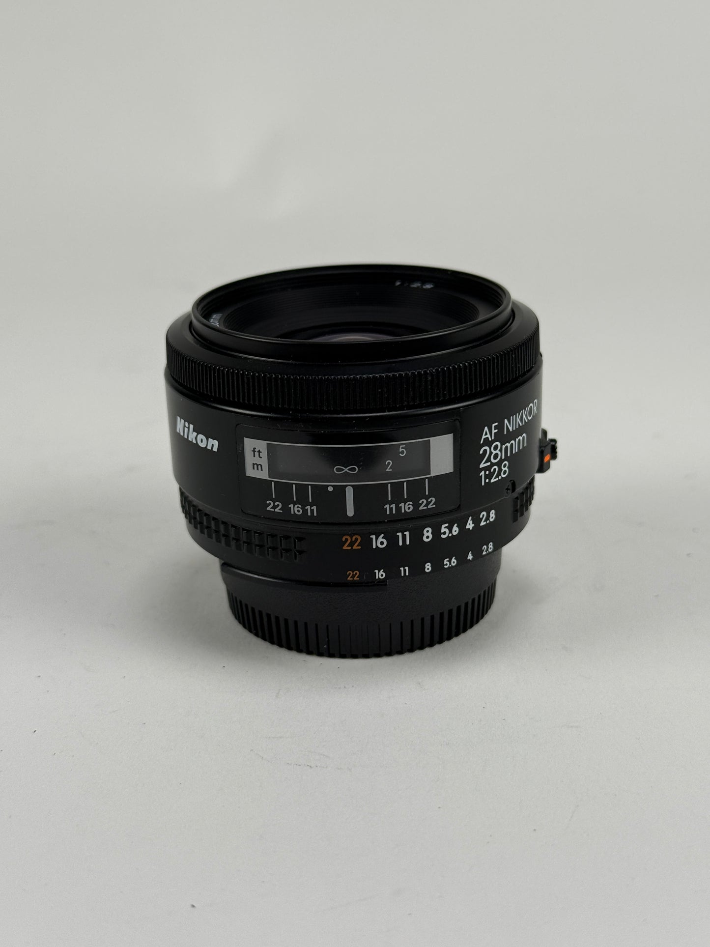 Nikon AF Nikkor 28mm f2.8 D Wide Angle Prime Lens