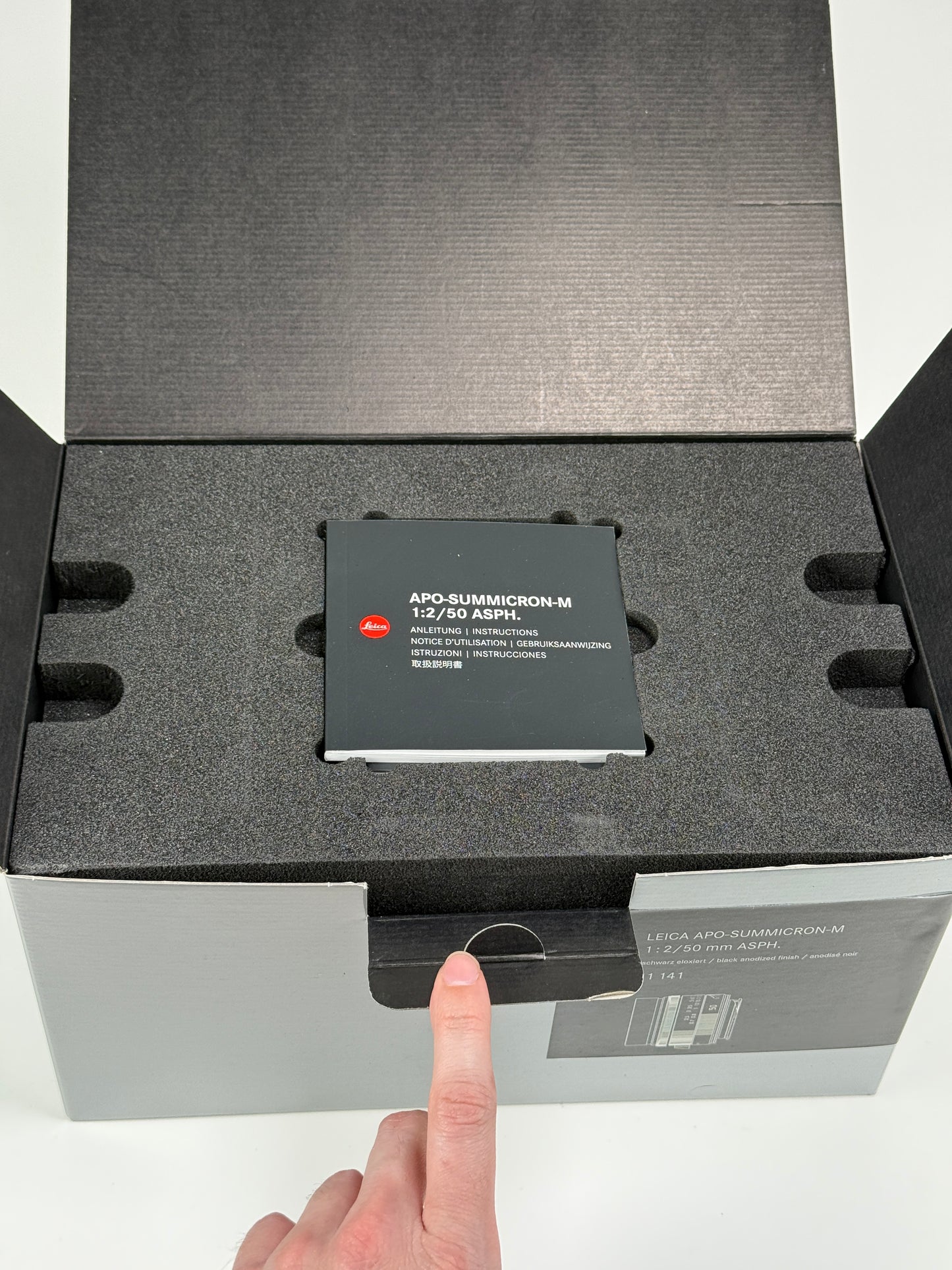 Leica APO-Summicron-M 50mm f2 ASPH (BLACK) 11141 BOX, CASE, MANUAL ONLY