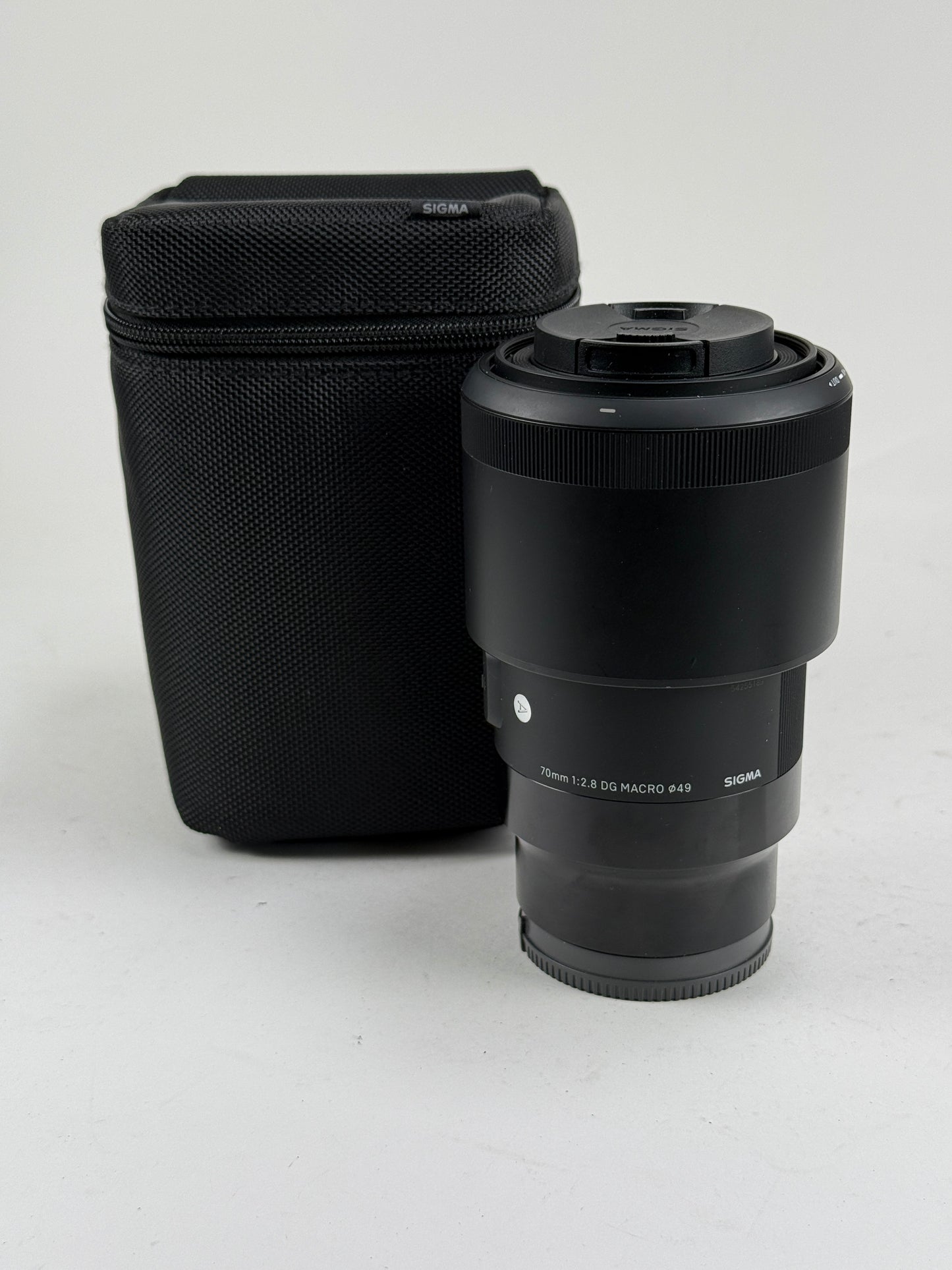 Sigma 70mm f2.8 Art DG Macro Lens for Sony E Mount