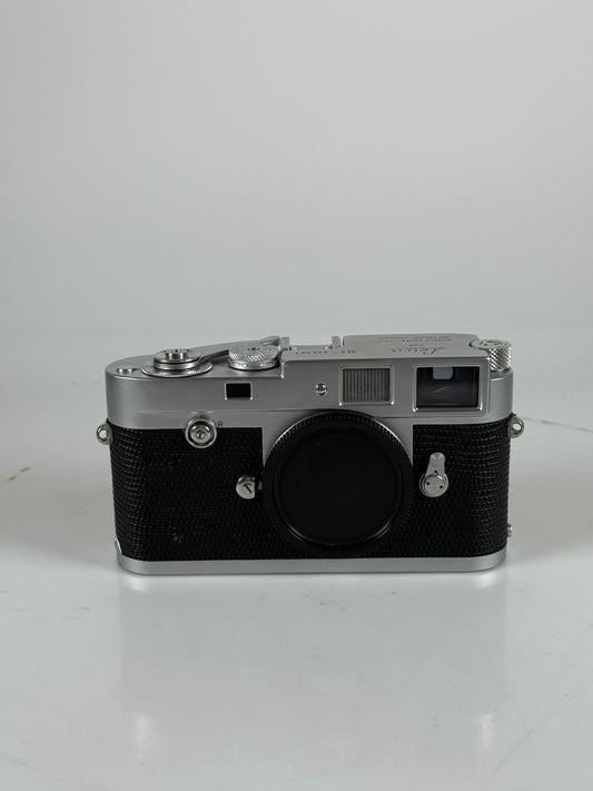 Leica M2 Chrome 35mm rangefinder film camera body button rewind