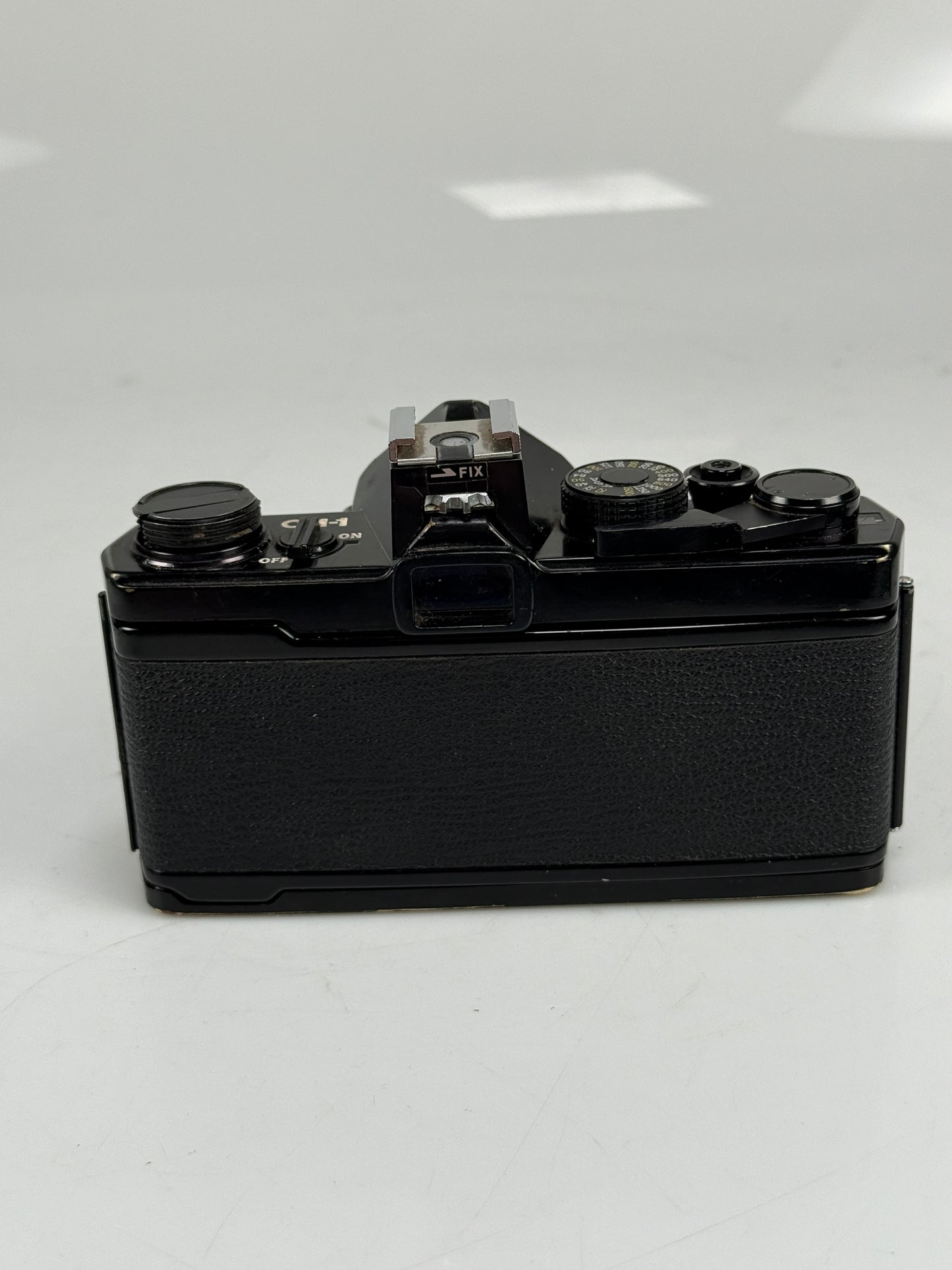 Olympus OM 1 35mm SLR Film Camera MC 50mm f/1.8 Lens Black