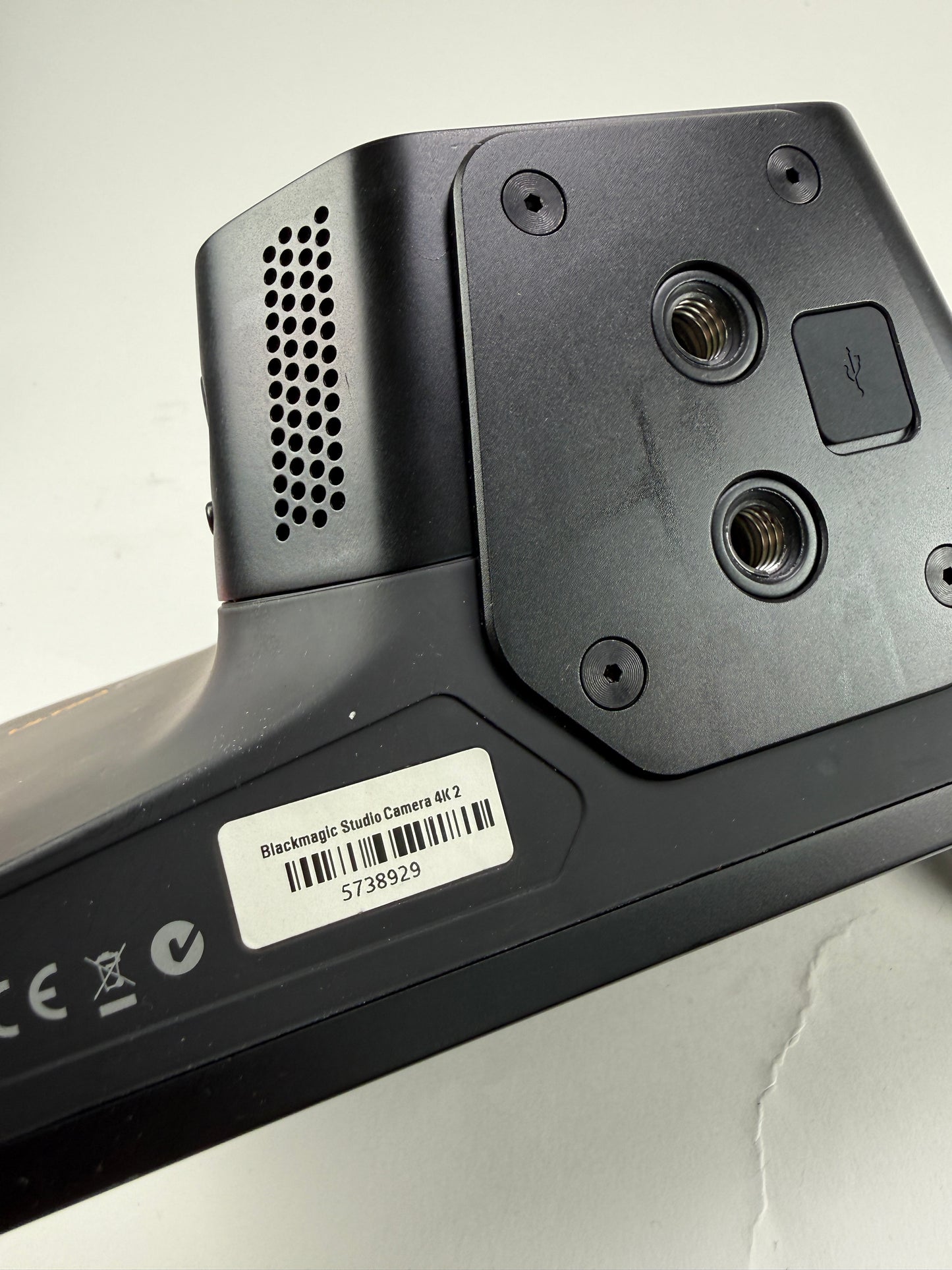 Blackmagic Design Studio Camera 4K 2