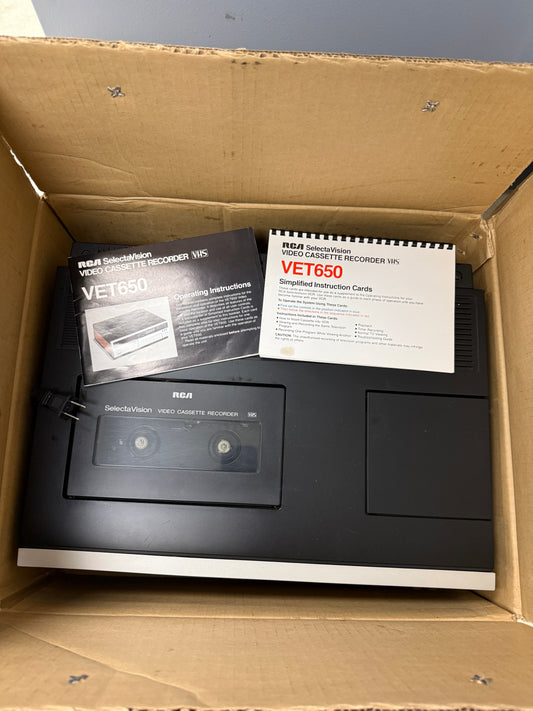 Vintage RCA Model VET650 Top Video Cassette Recorder