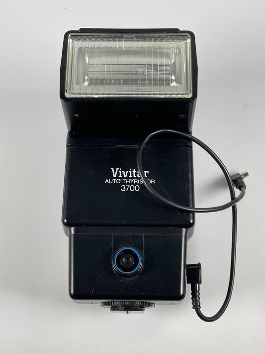 Vivitar Auto Thyristor 3700 Shoe Mount Flash With Tilting Head