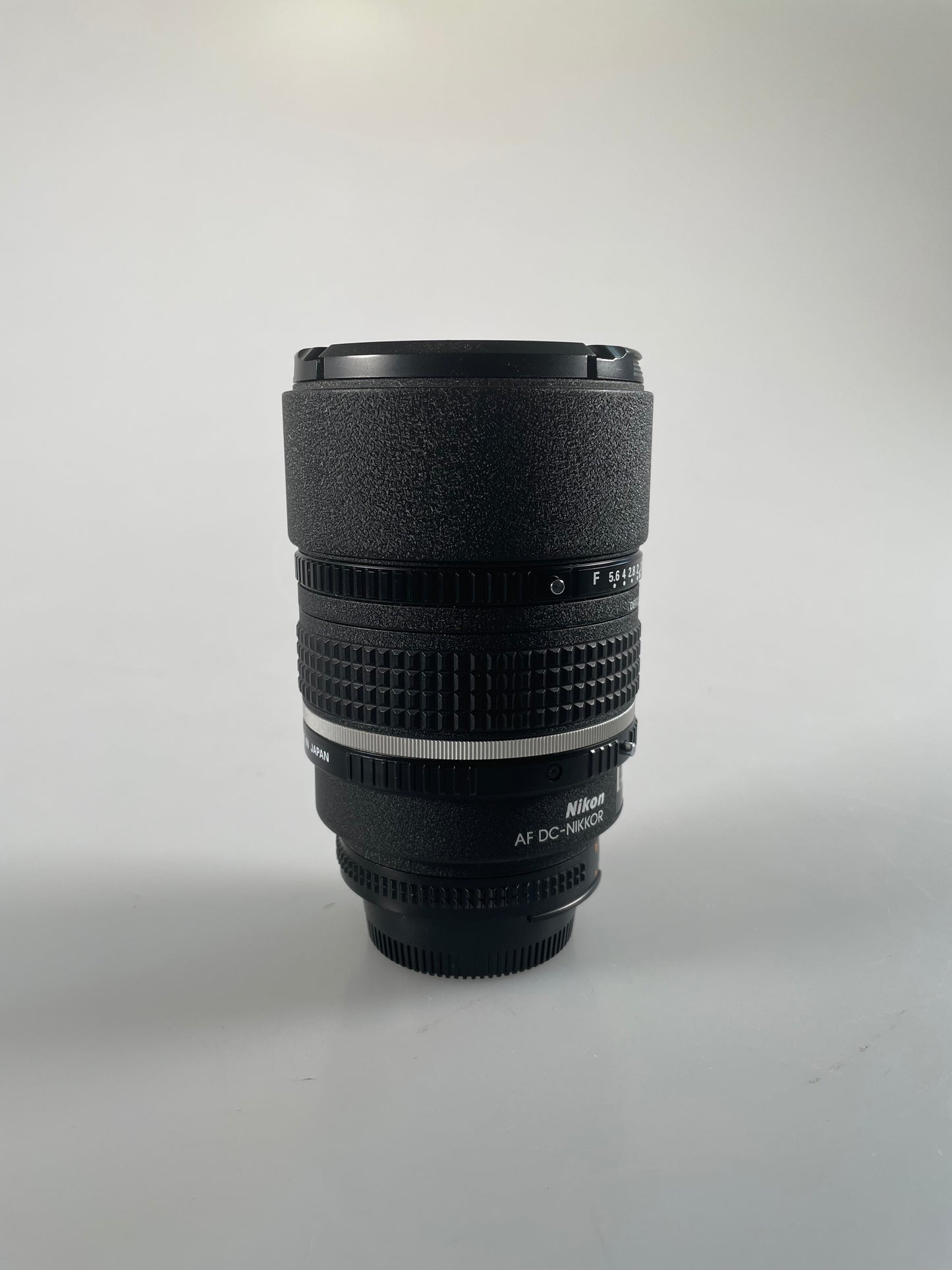 Nikon Nikkor AF 105mm f2 D DC Defocus Lens