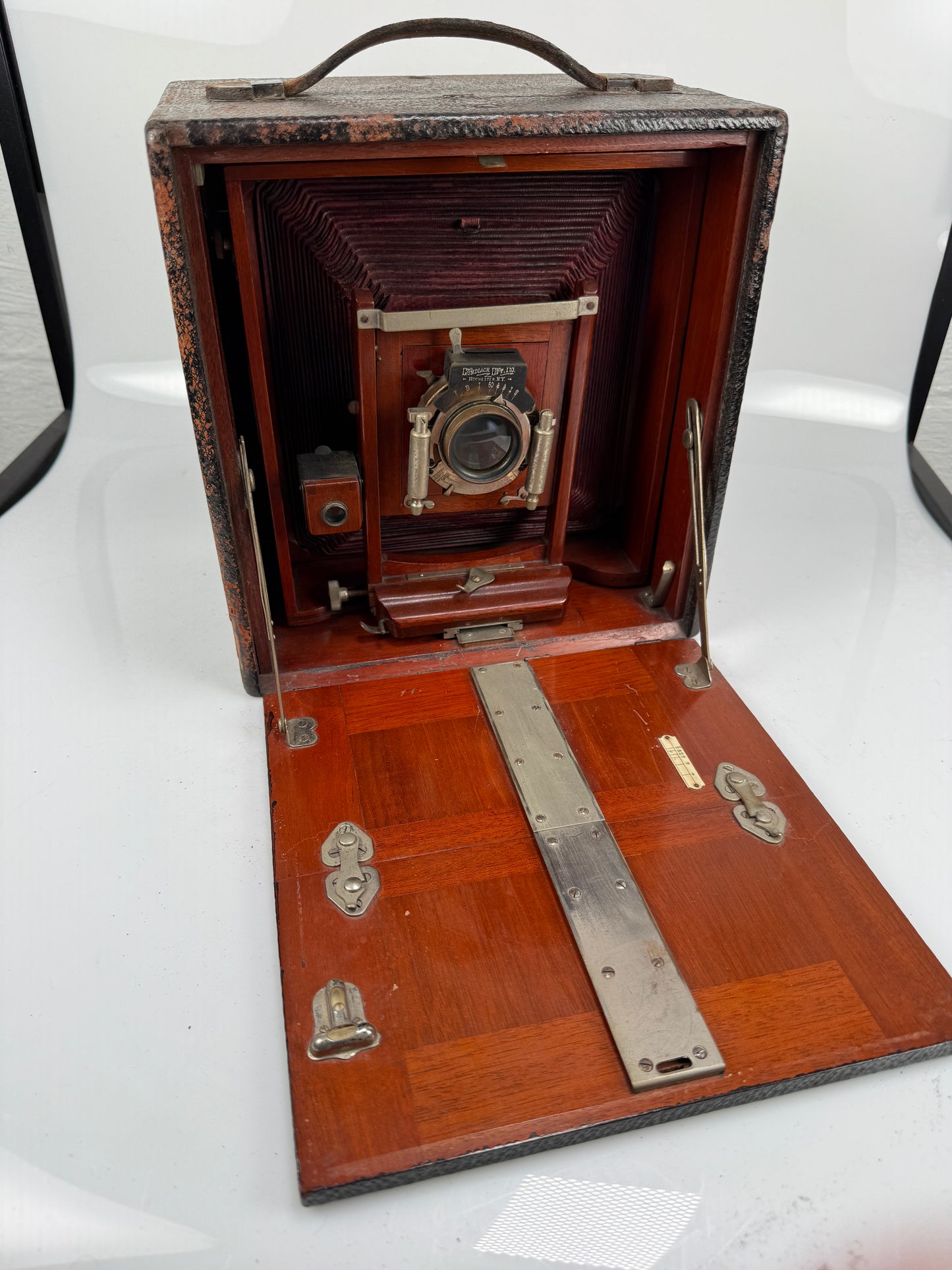 Gundlach Korona folding Box camera 4x5