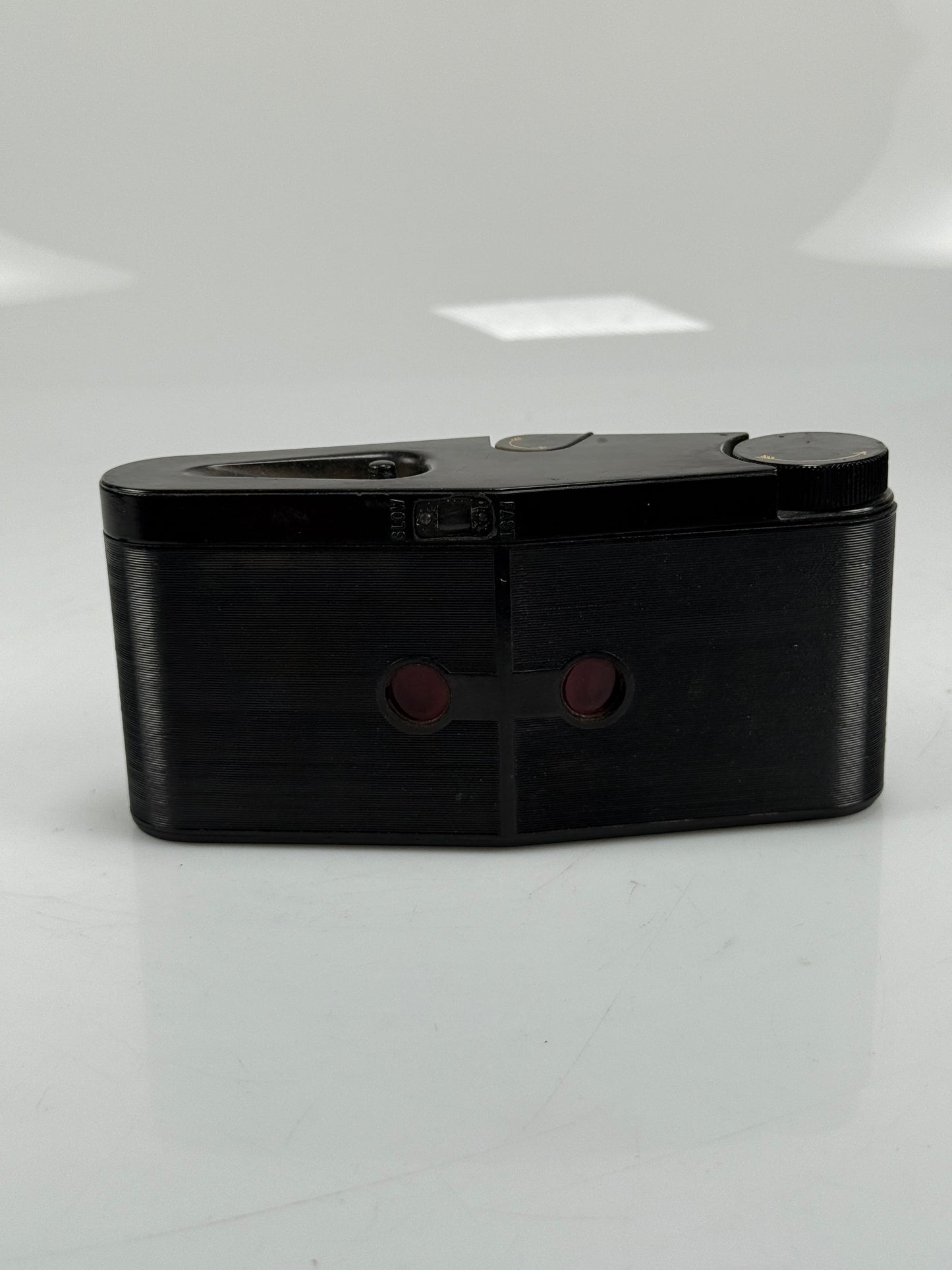 Vintage PURMA SPECIAL Camera - 127 Film - Art Deco - Bakelite, W/ cap