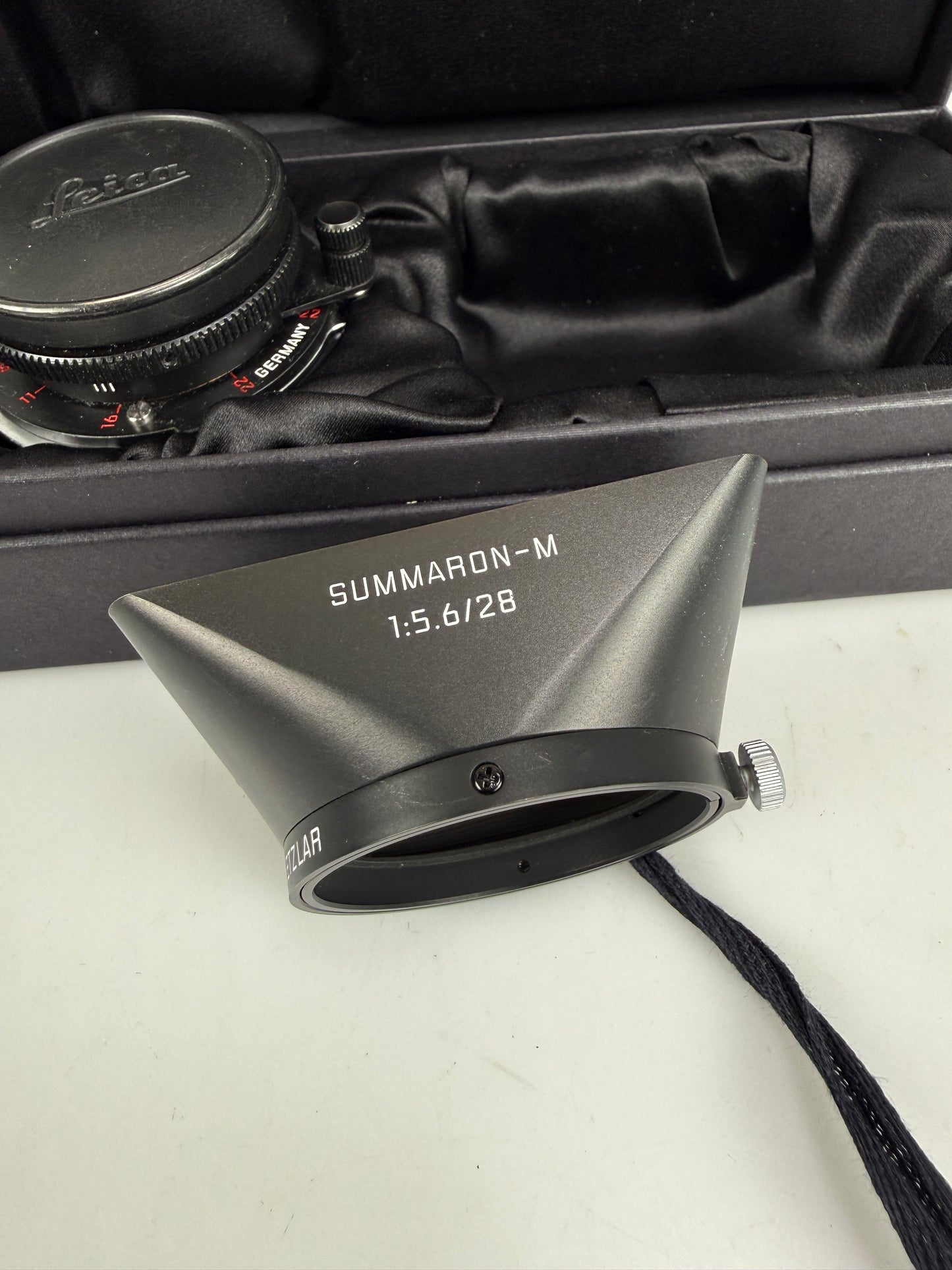 Leica 28mm F5.6 Summaron-M Matte Black chrome #11928 RARE