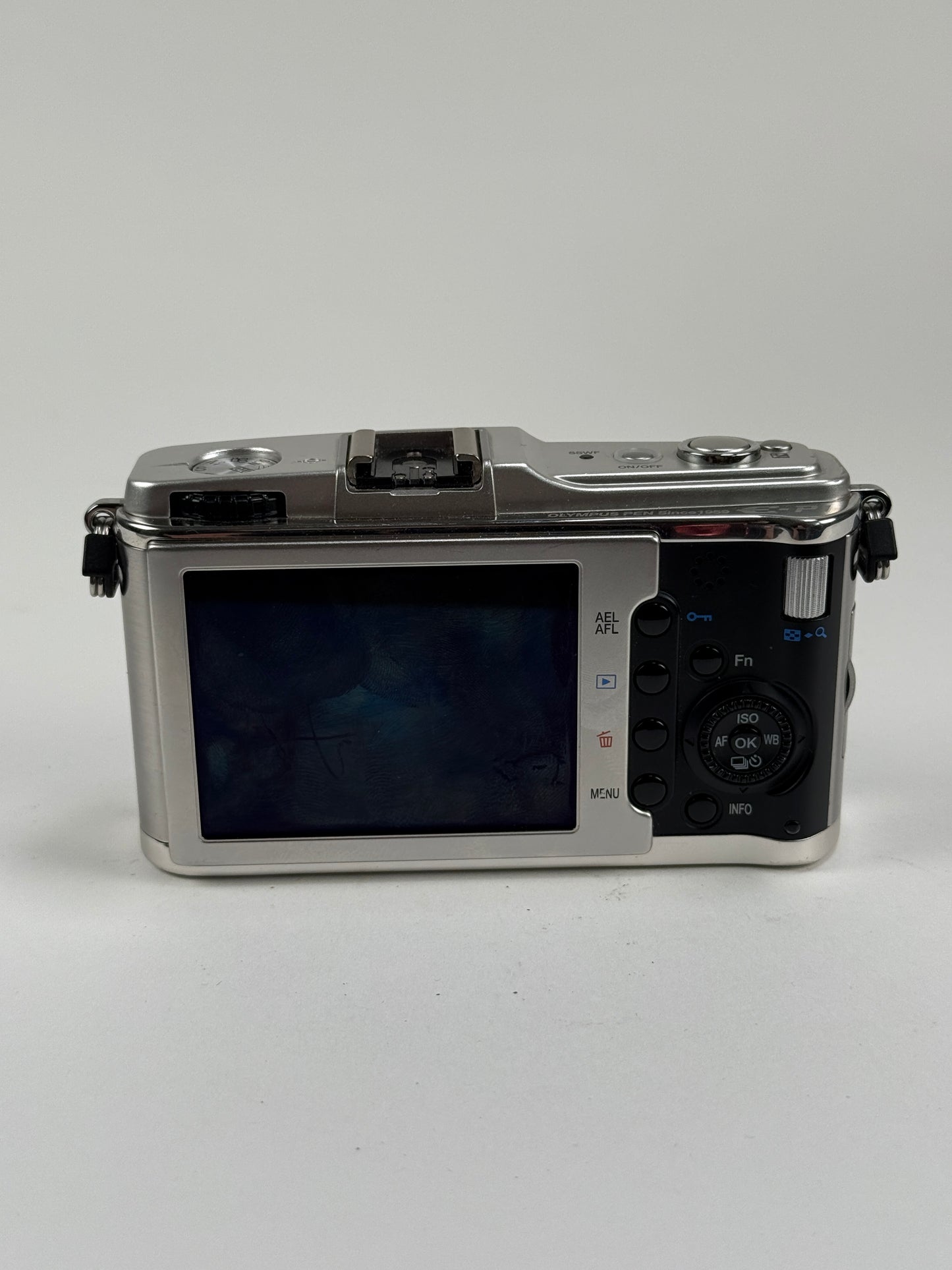 Olympus PEN E-P1 12.3MP Digital Camera - Silver (Body Only)