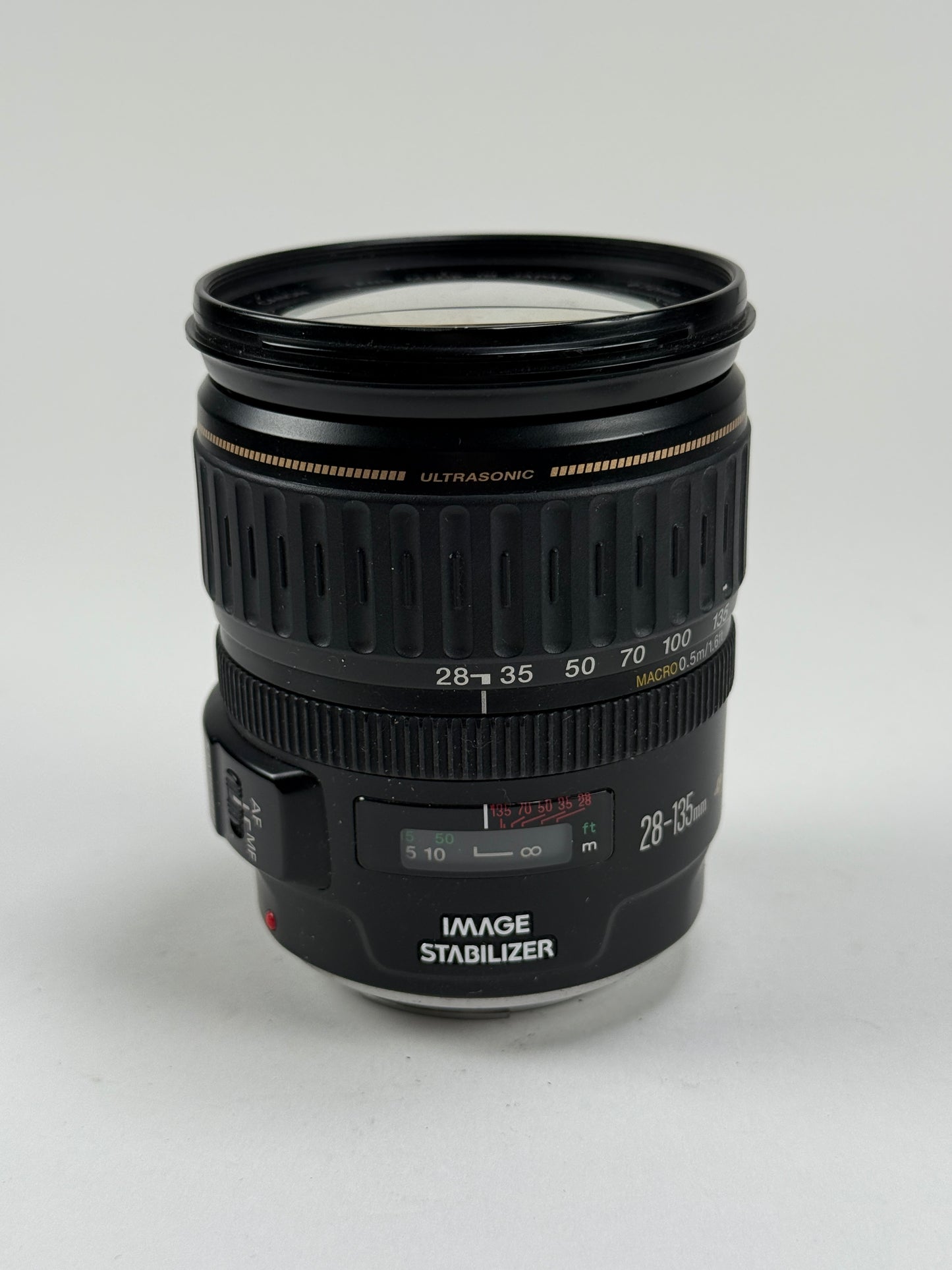 Canon EF 28-135mm f3.5-5.6 IS USM lens
