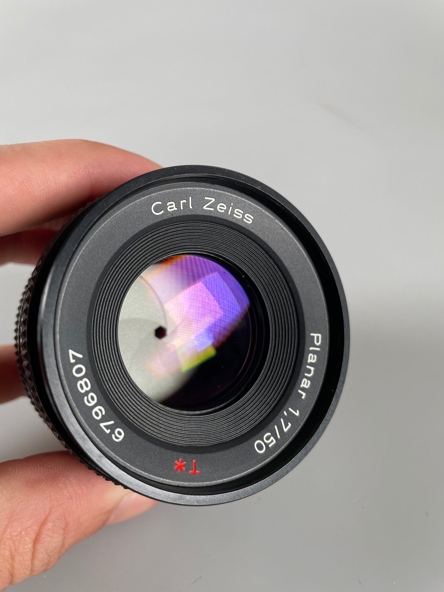 Contax Carl Zeiss Planar T* 50mm F/1.7 Lens CY Mount AEJ