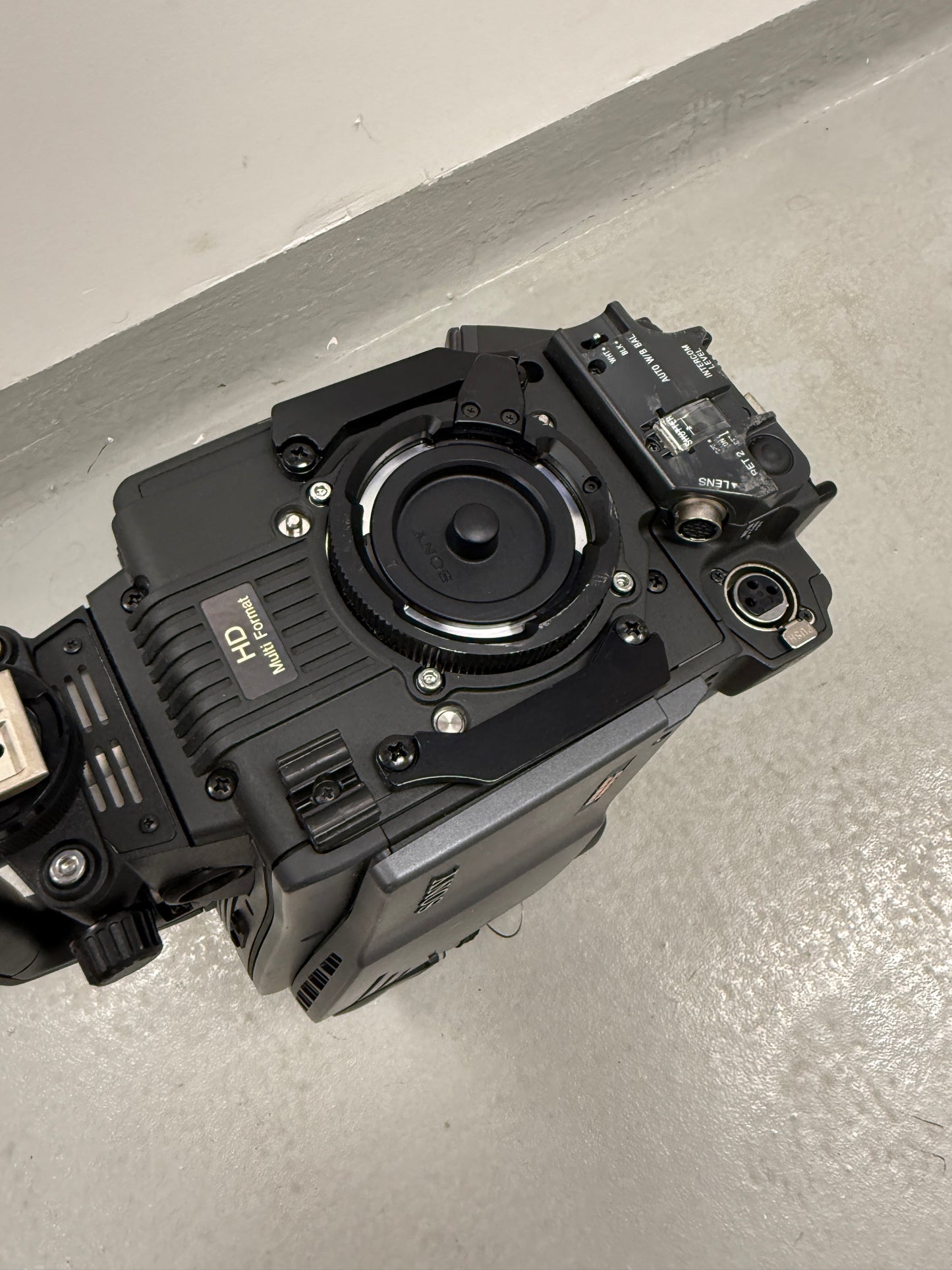 Sony HDC1500 HD Color Camera video studio