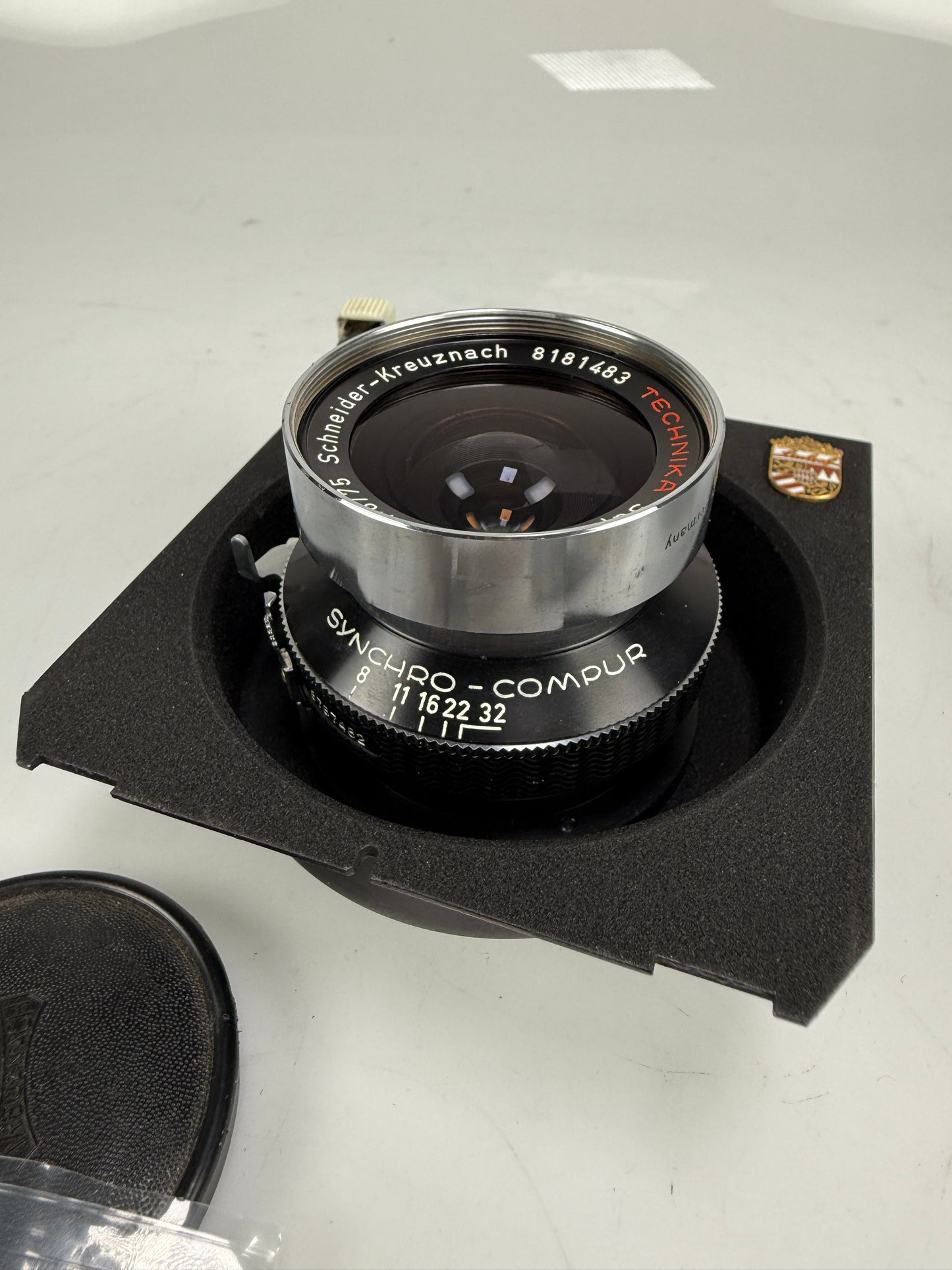 Linhof select Schneider Super Angulon 75mm f8 Large format lens, with cam RARE