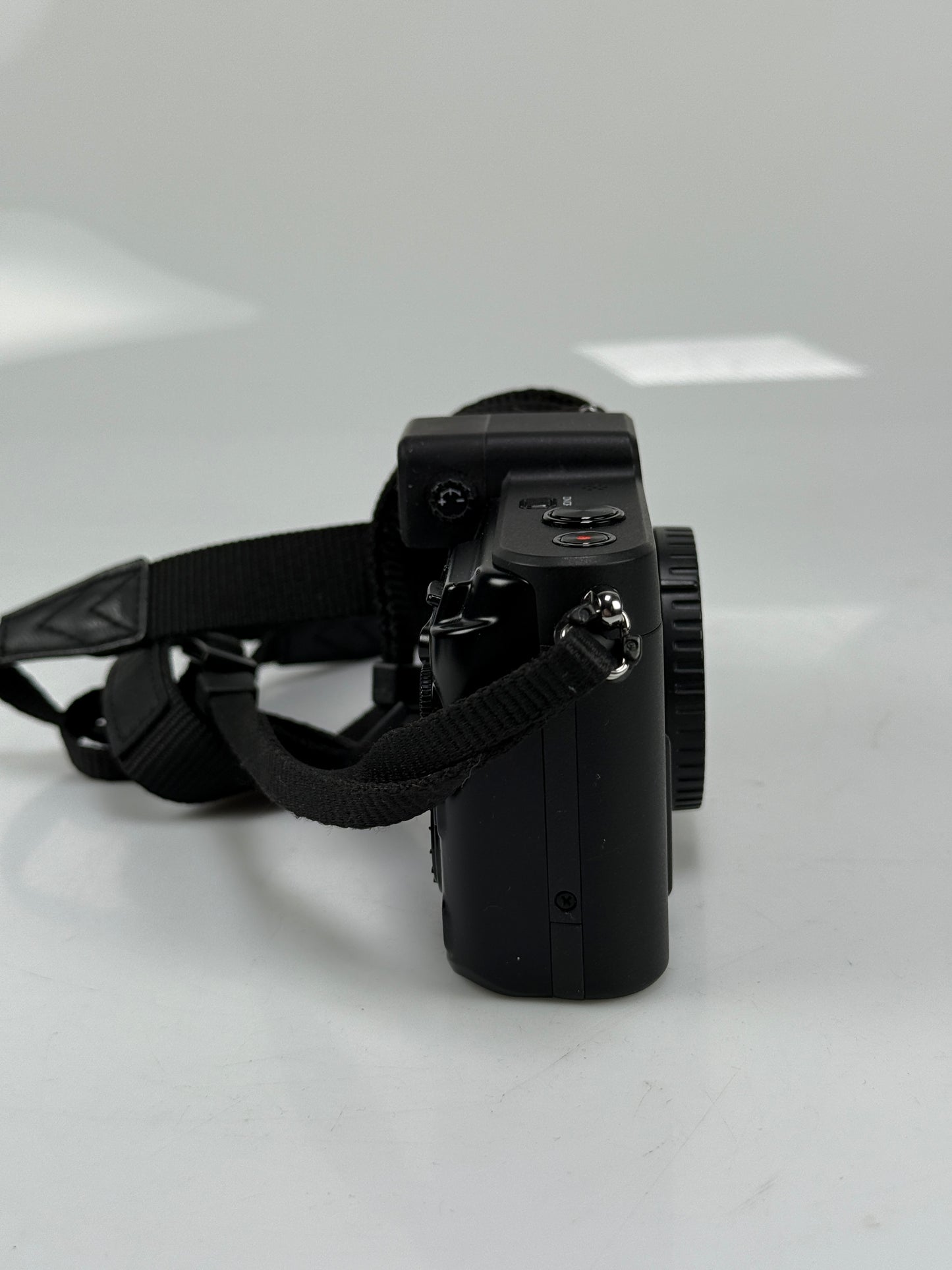 Nikon 1 V1 10.1MP Digital Camera - Black Body