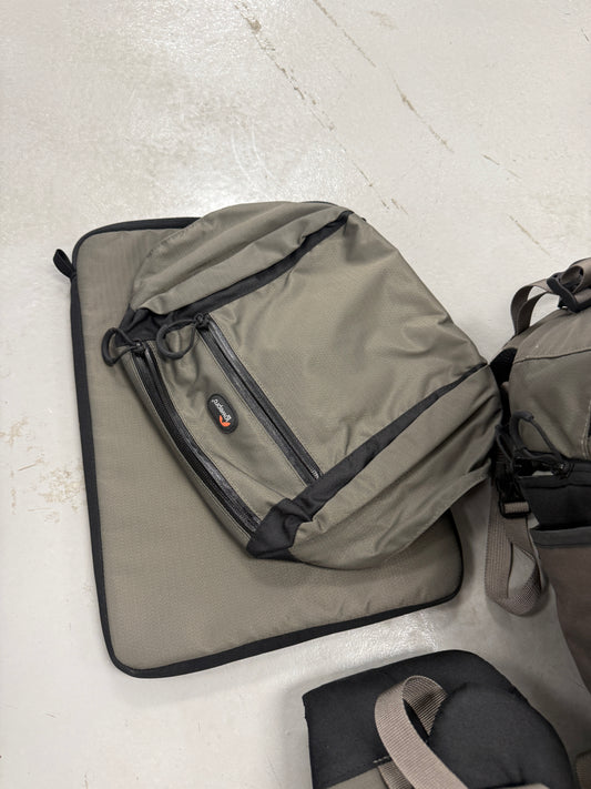 Lowepro Pro Trekker 400 AW - Camera & Accessories Backpack