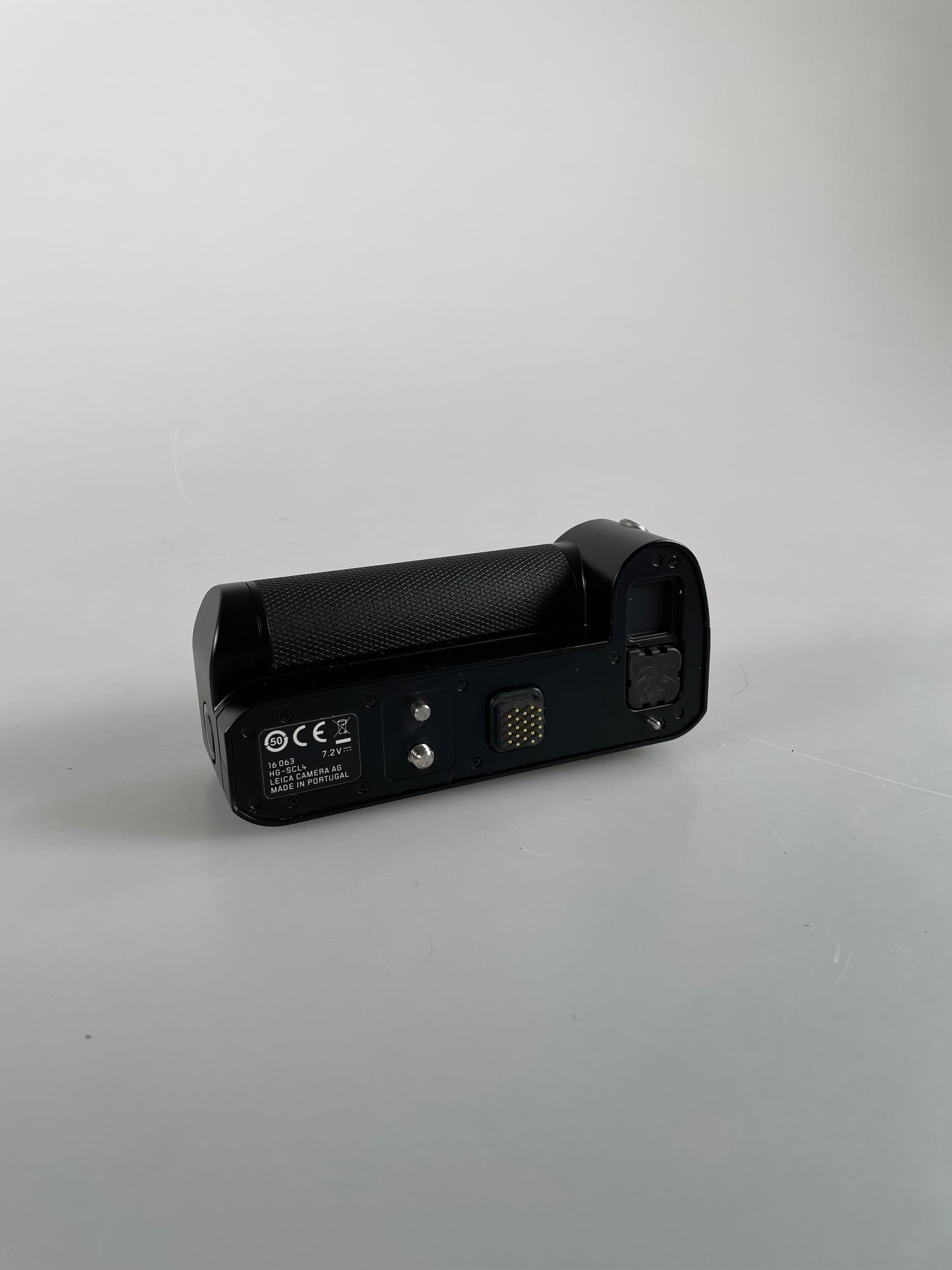 Leica HG-SCL4 Multifunction Handgrip for SL 16063