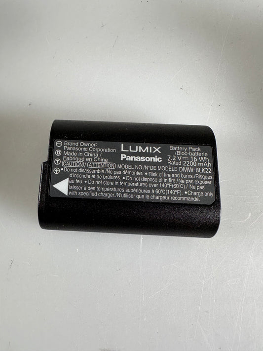 Panasonic DMW-BLK22 7.4V 3050mAh Lithium-ion Battery for LUMIX S5 GH5 G9 GH5s