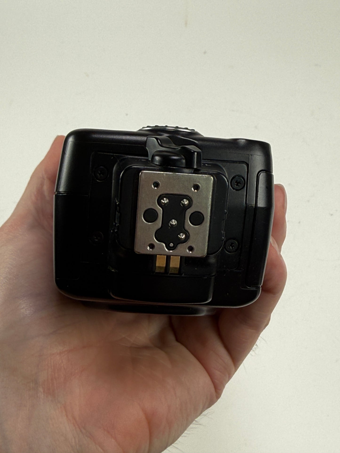 Nikon Speedlight SB-700 Shoe Mount Flash
