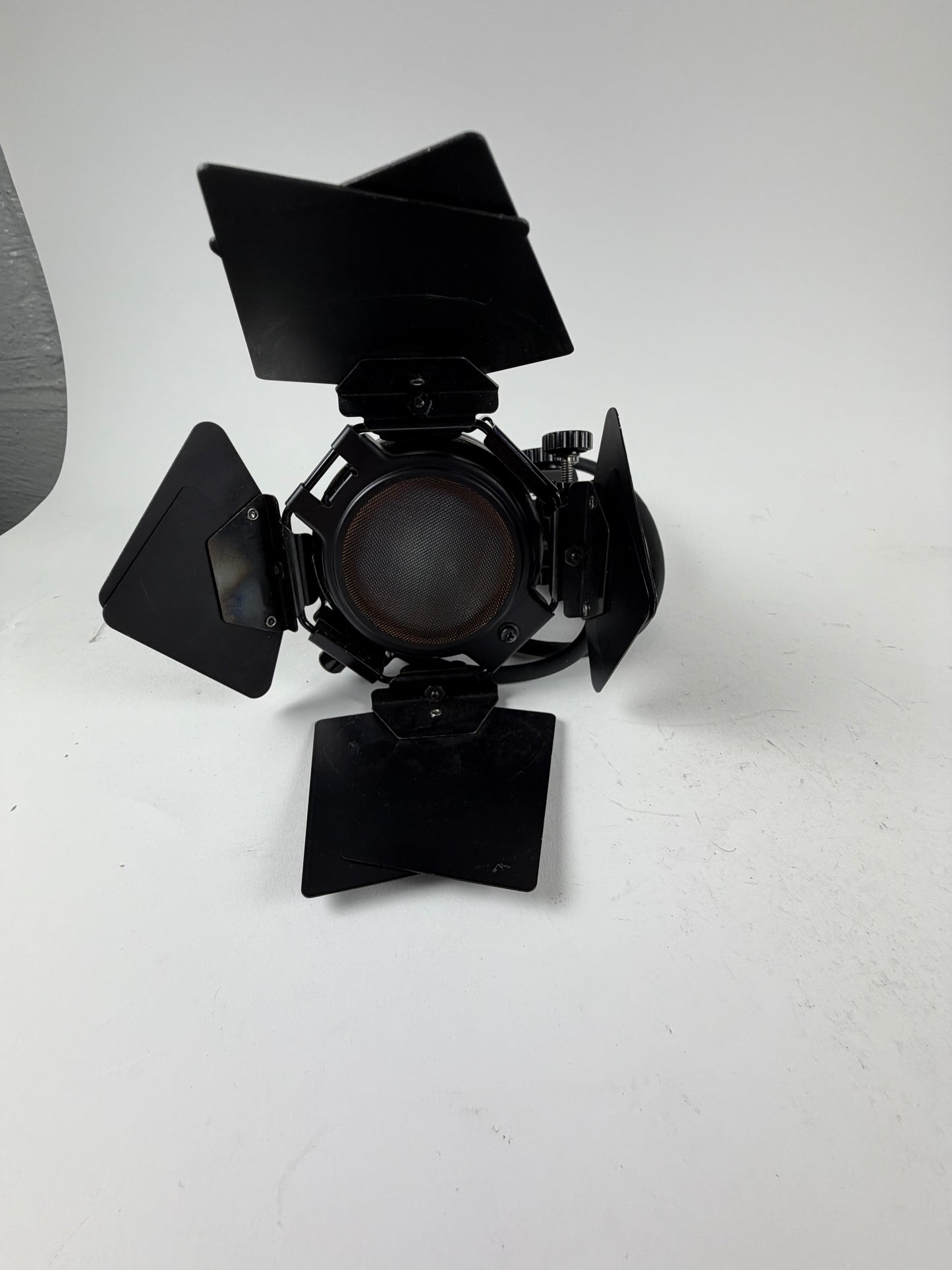 Lowel light kit w/ Tota Omni, Pro, LC44, Tota, light stands, case, etc