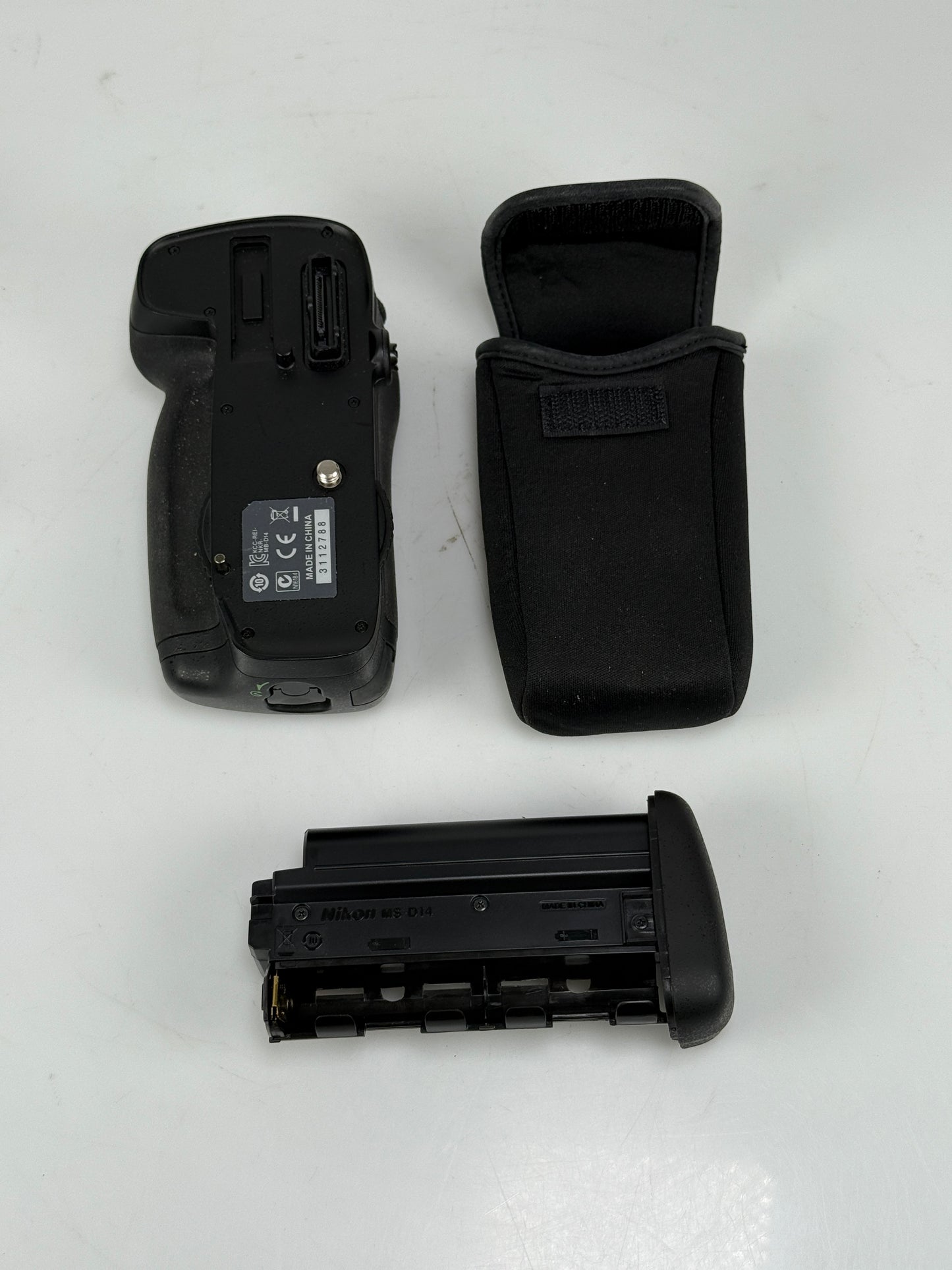 Nikon MB-D14 Multi Battery Power Pack for D600, D610