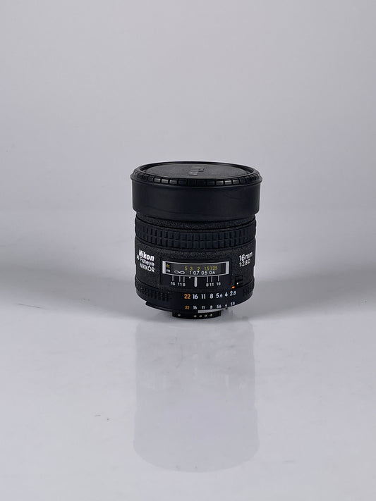 Nikon AF NIKKOR 16mm f2.8 D Fisheye Autofocus Lens
