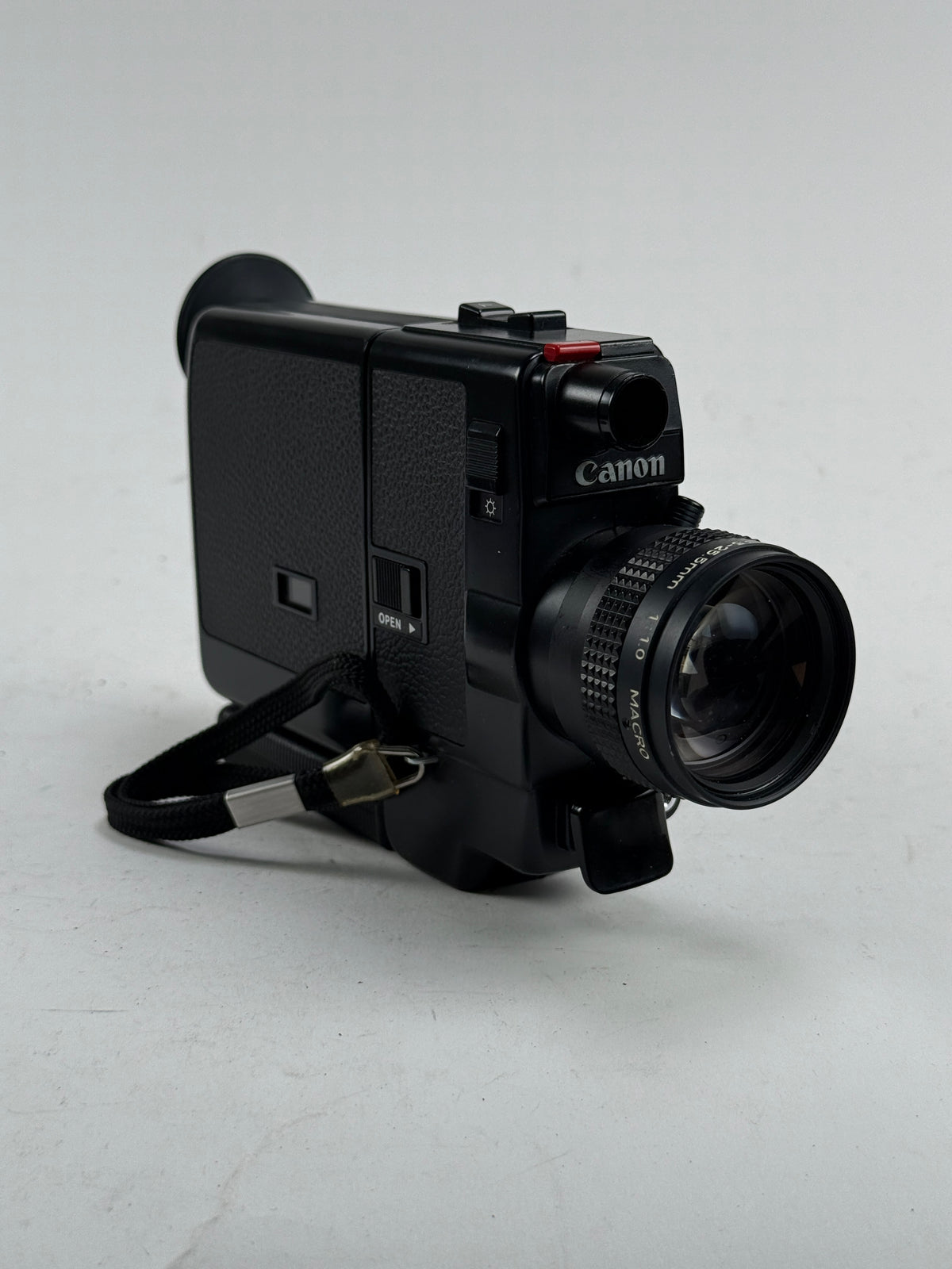 Canon Canosound 310XL Super 8 Film Camera with Canon Lens C-8 8.5-25.5mm f1 Macro