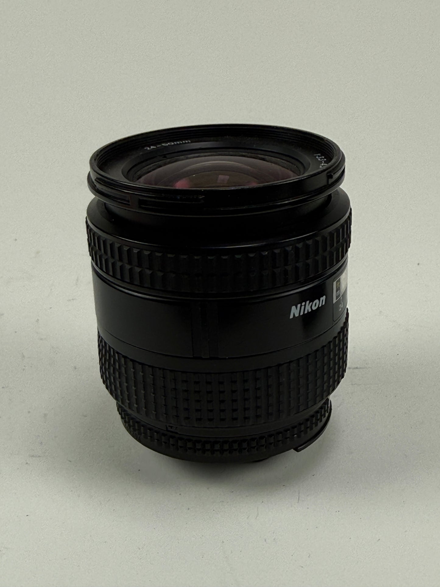 Nikon AF NIKKOR 24-50mm F3.3-4.5 Wide Zoom Lens