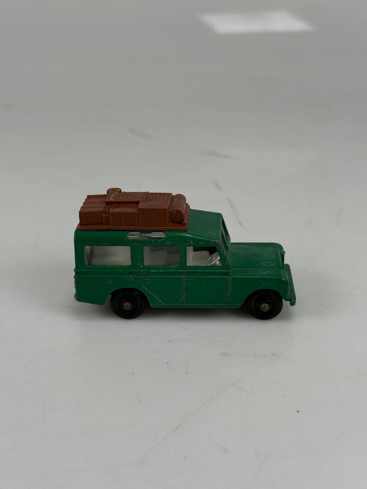 Vintage Lesney Matchbox 12c Land Rover Safari Green 1965 Regular Wheel Diecast
