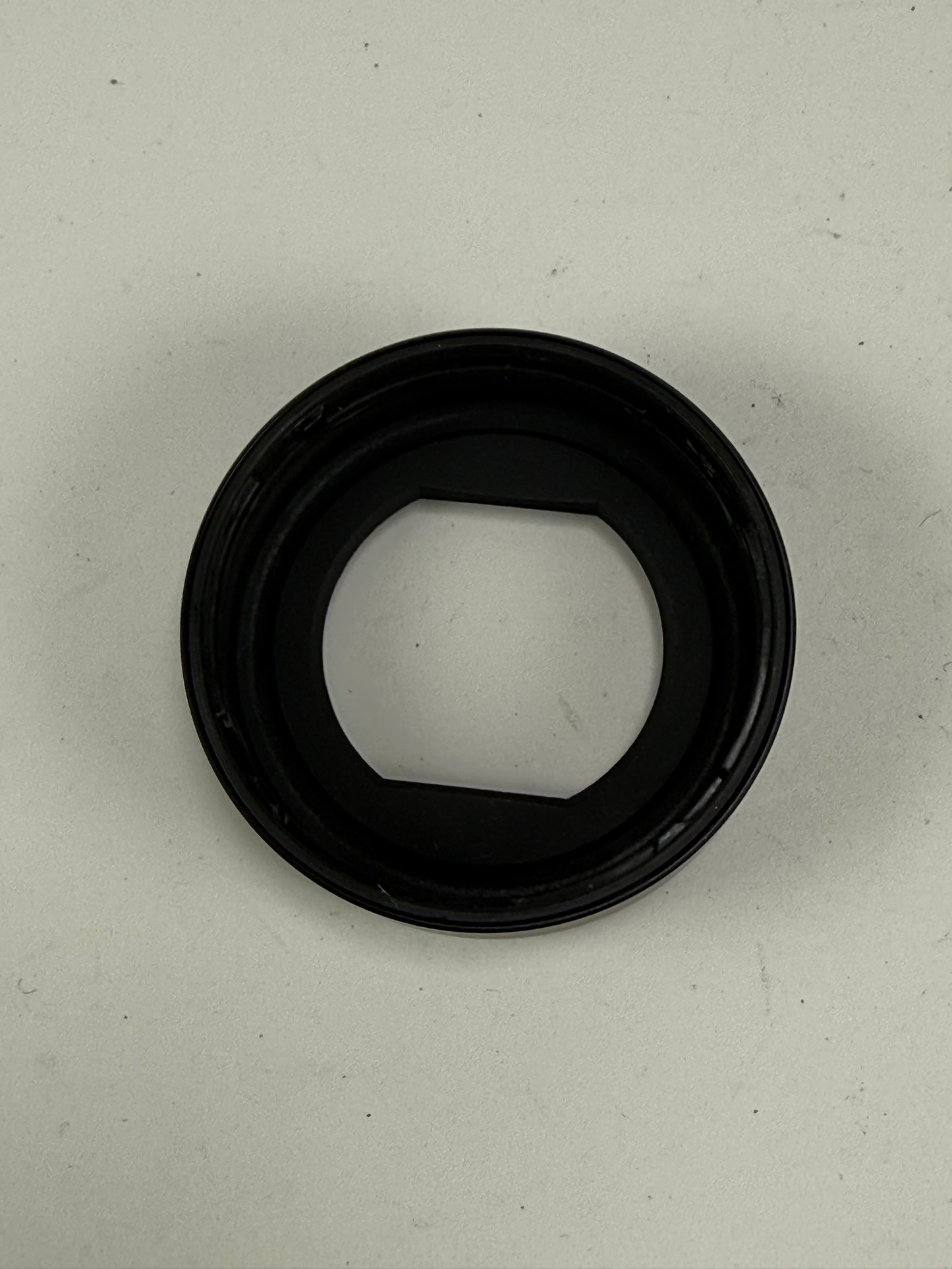 DJI DL 50mm F2.8 LS ASPH Lens hood