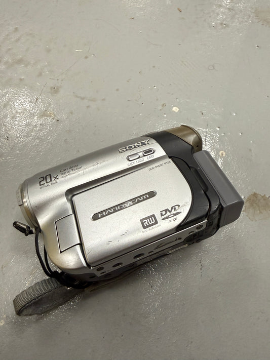 SONY Handycam DCR-DVD92 Video Recorder Camcorder