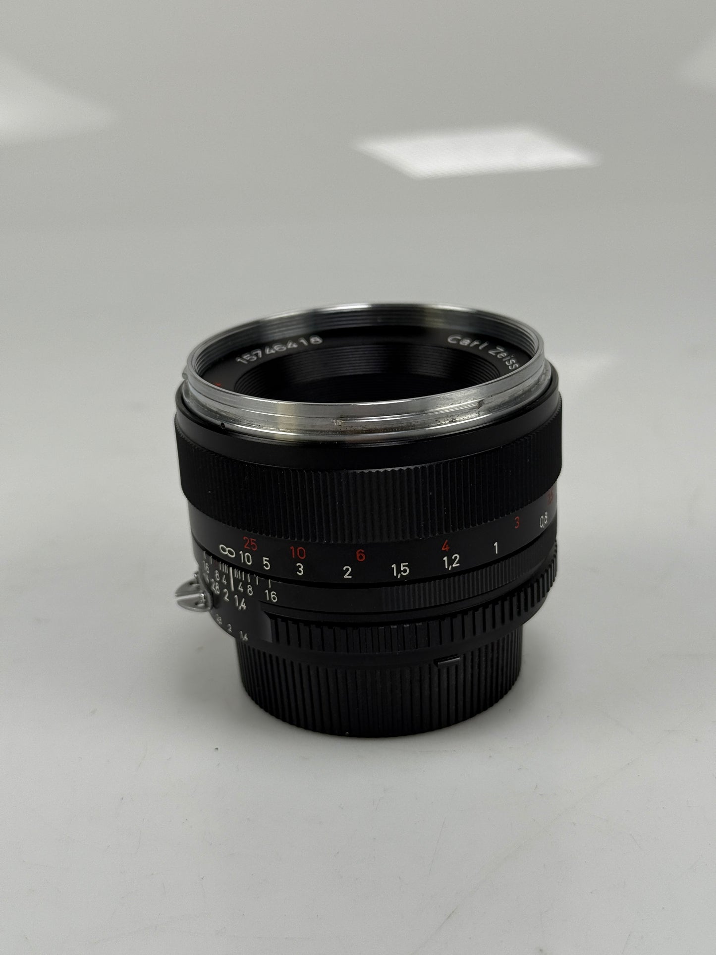 Carl ZEISS PLANAR T * 50mm f1.4 ZF for Nikon Ai-s Manual Focus Lens black
