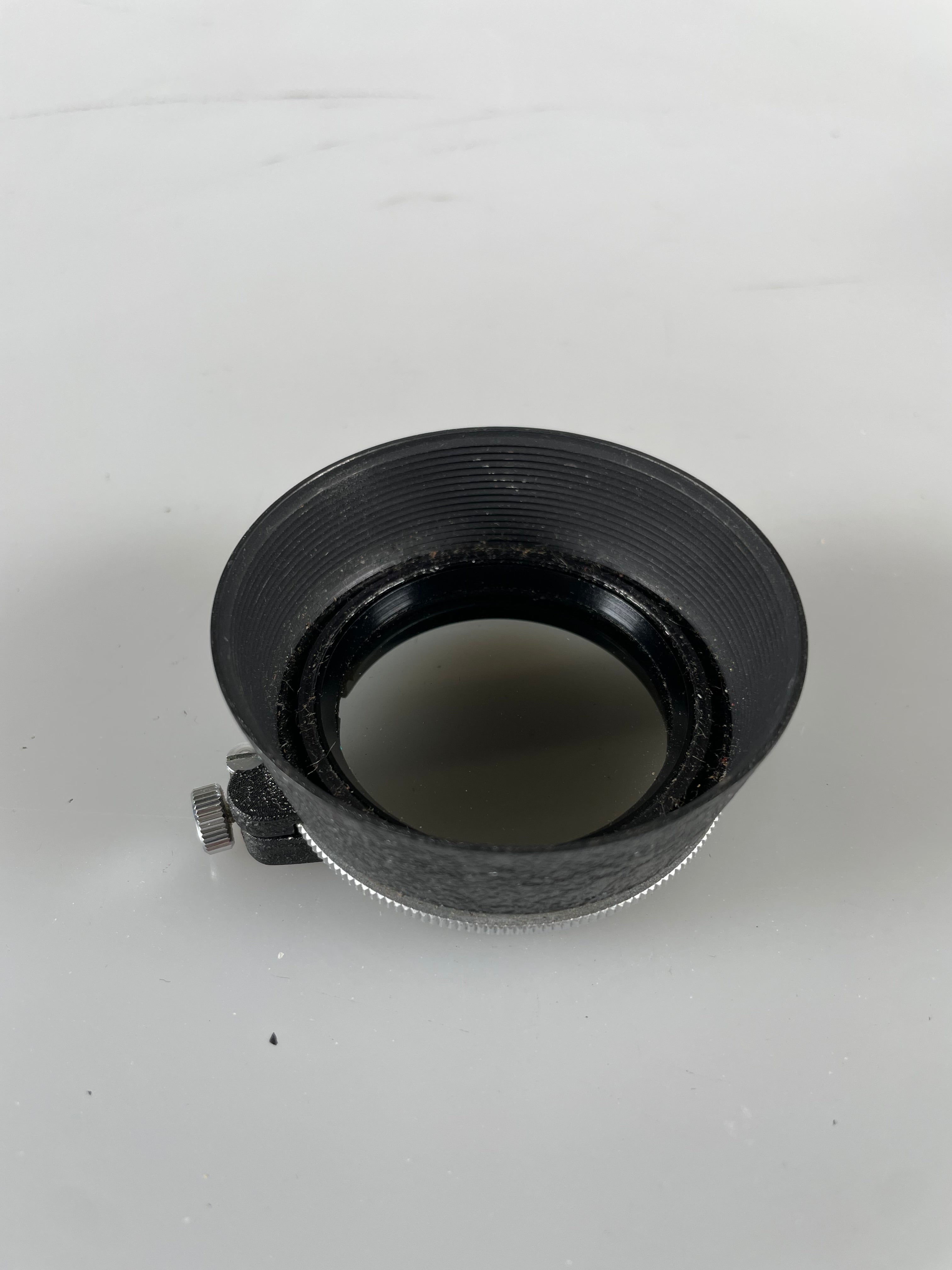 LEICA 13352X P 42mm SWING OUT CIRCULAR POLARIZER FILTER LENS HOOD SHAD Cardinal Camera Used