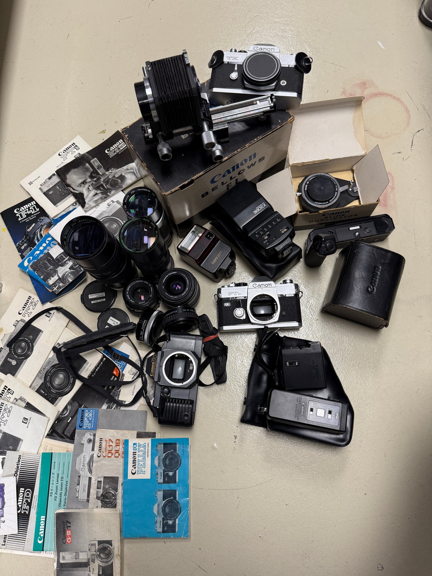 Canon camera equipment lot lens, flash, case