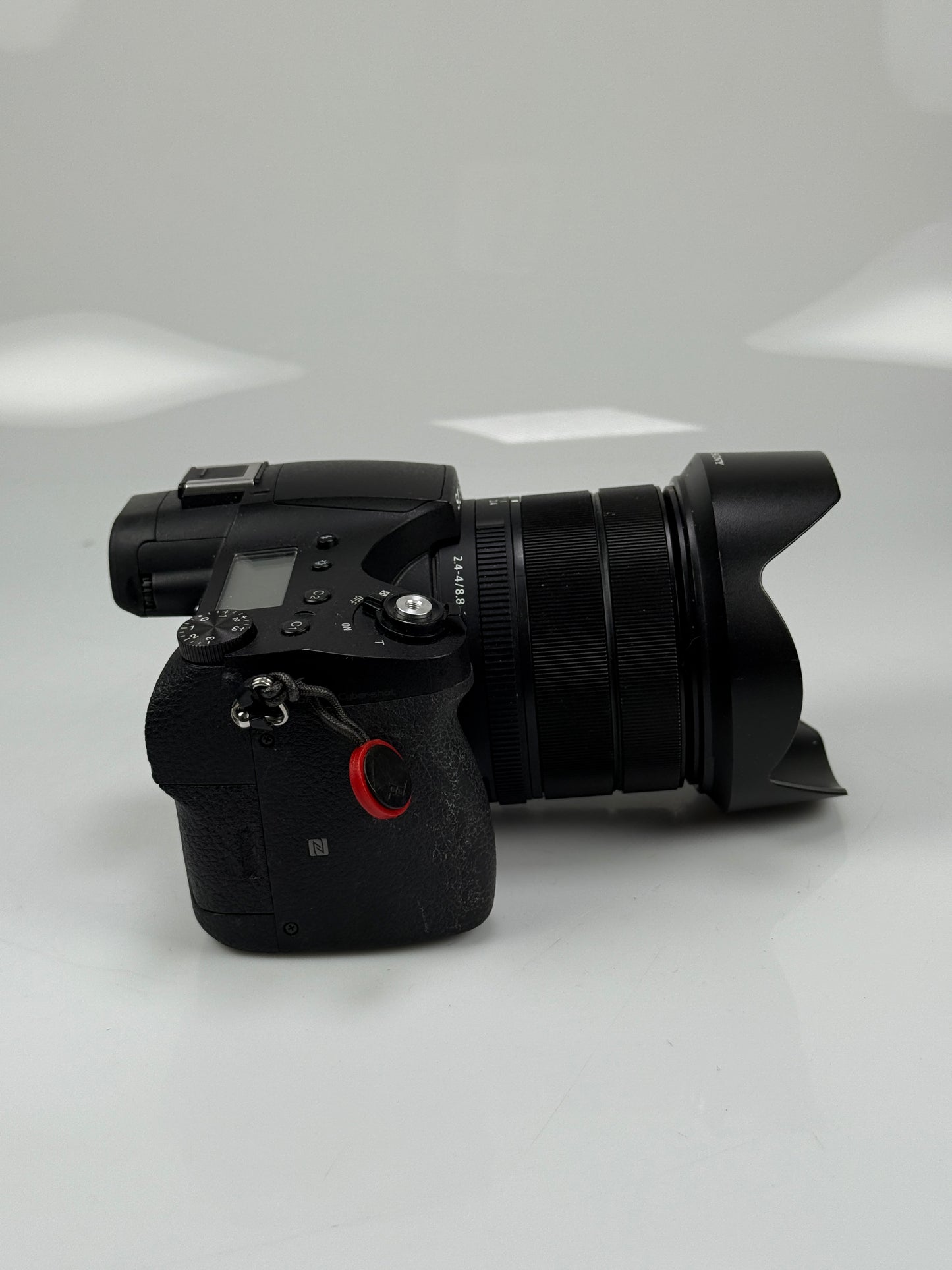 Sony Cyber-Shot DSC-RX10 IV 20.1MP Digital Camera w/25x Zoom